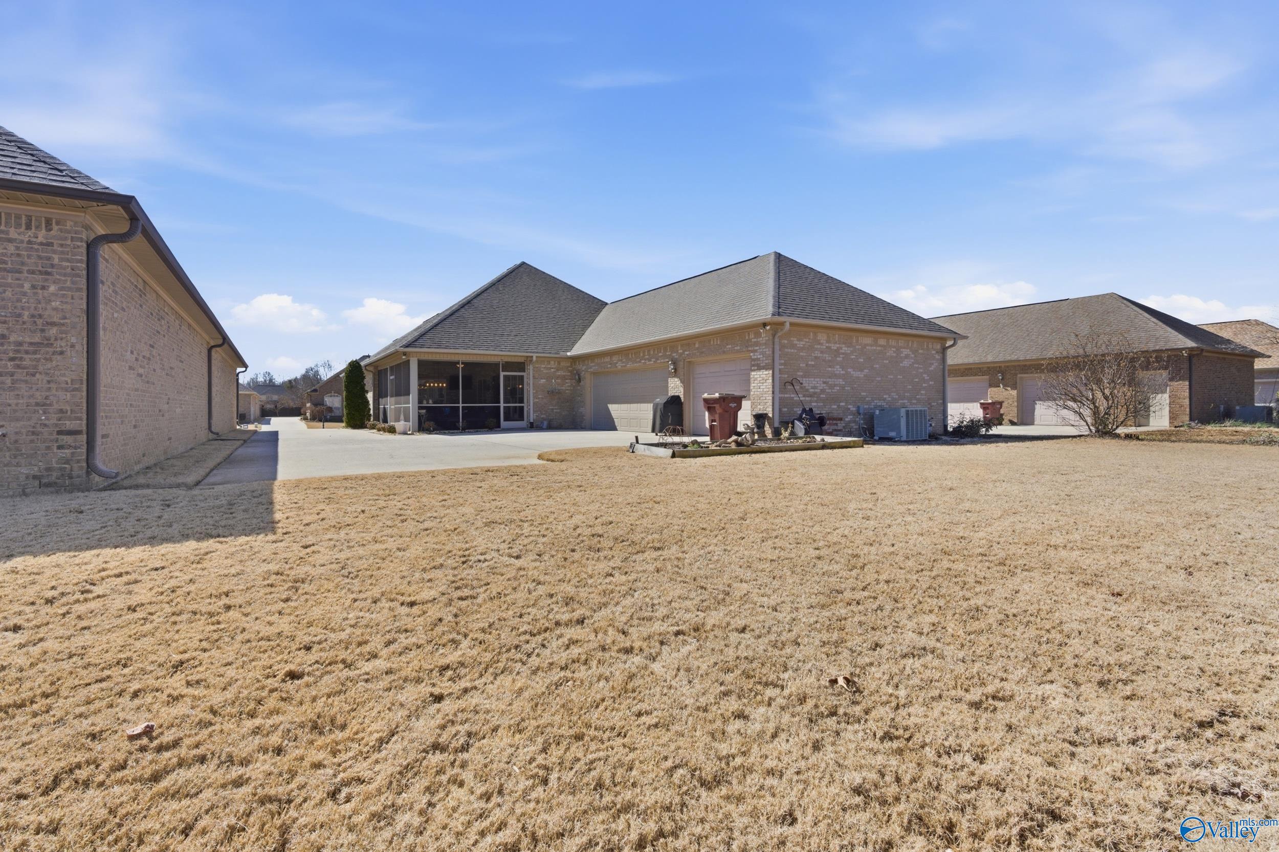 25155 Kingston Drive