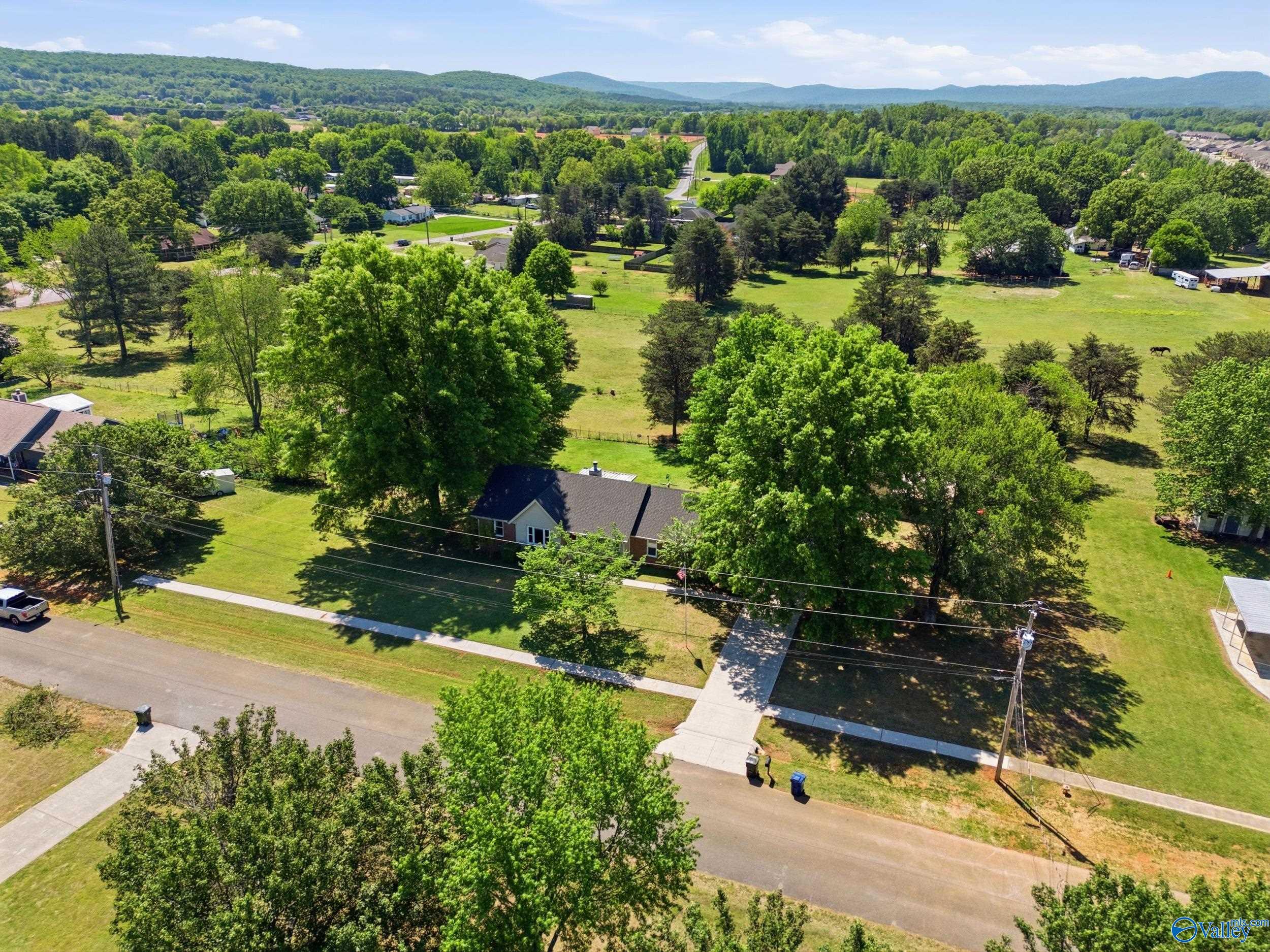 104 Hilaryleigh Drive