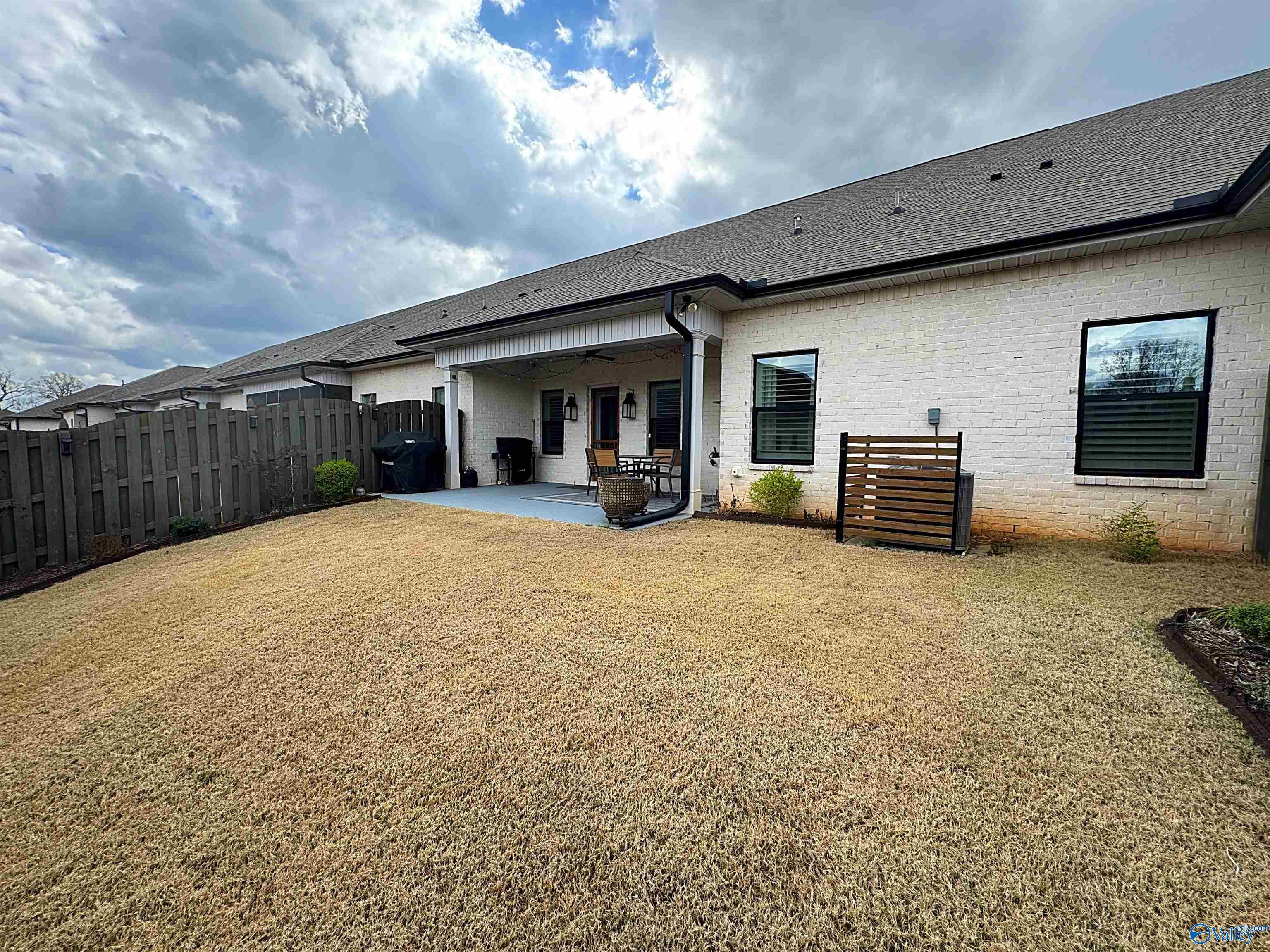 436 Ripple Lake Drive SW