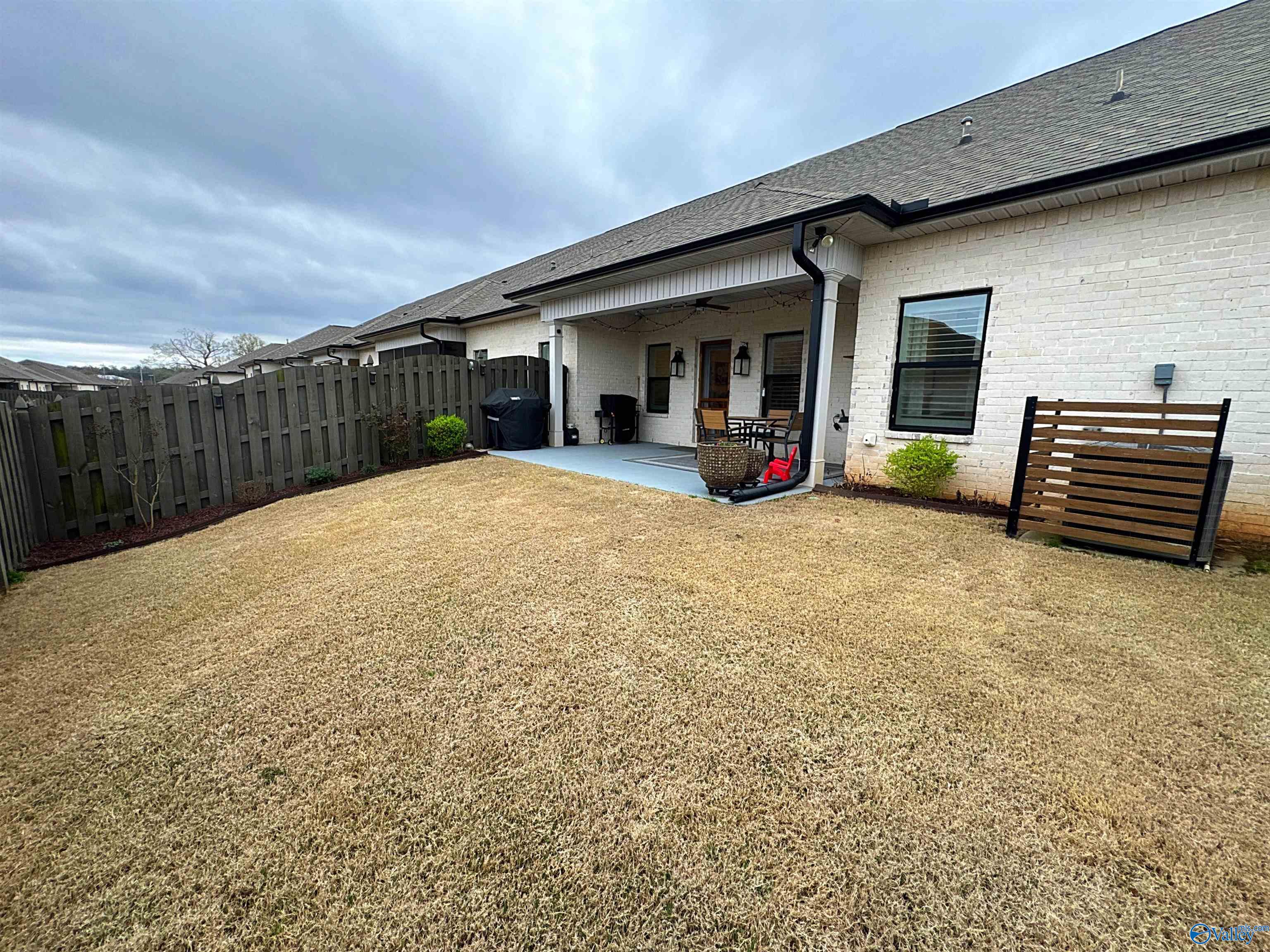 436 Ripple Lake Drive SW