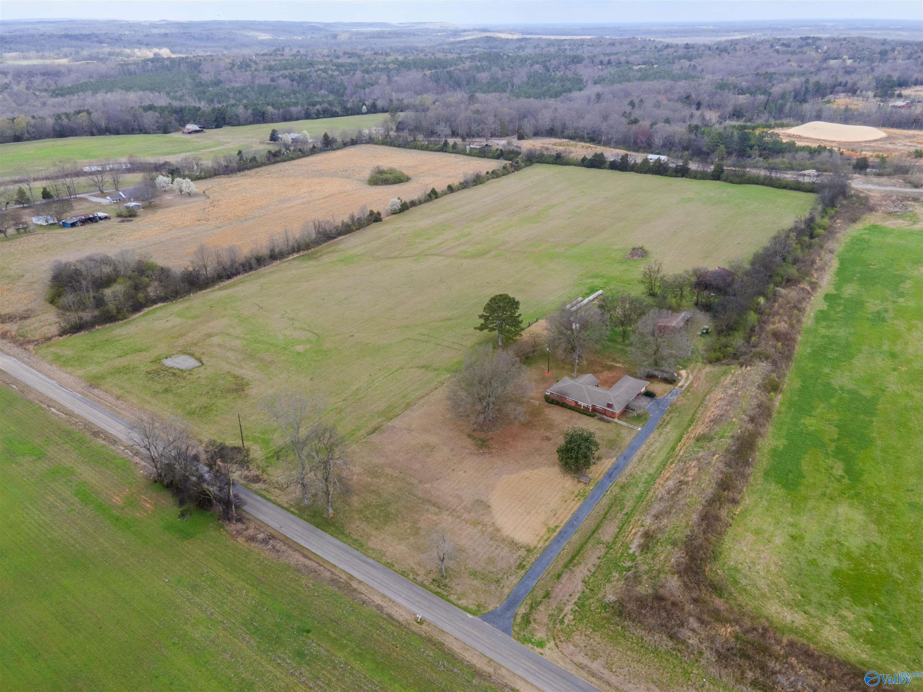 2797 County Road 136