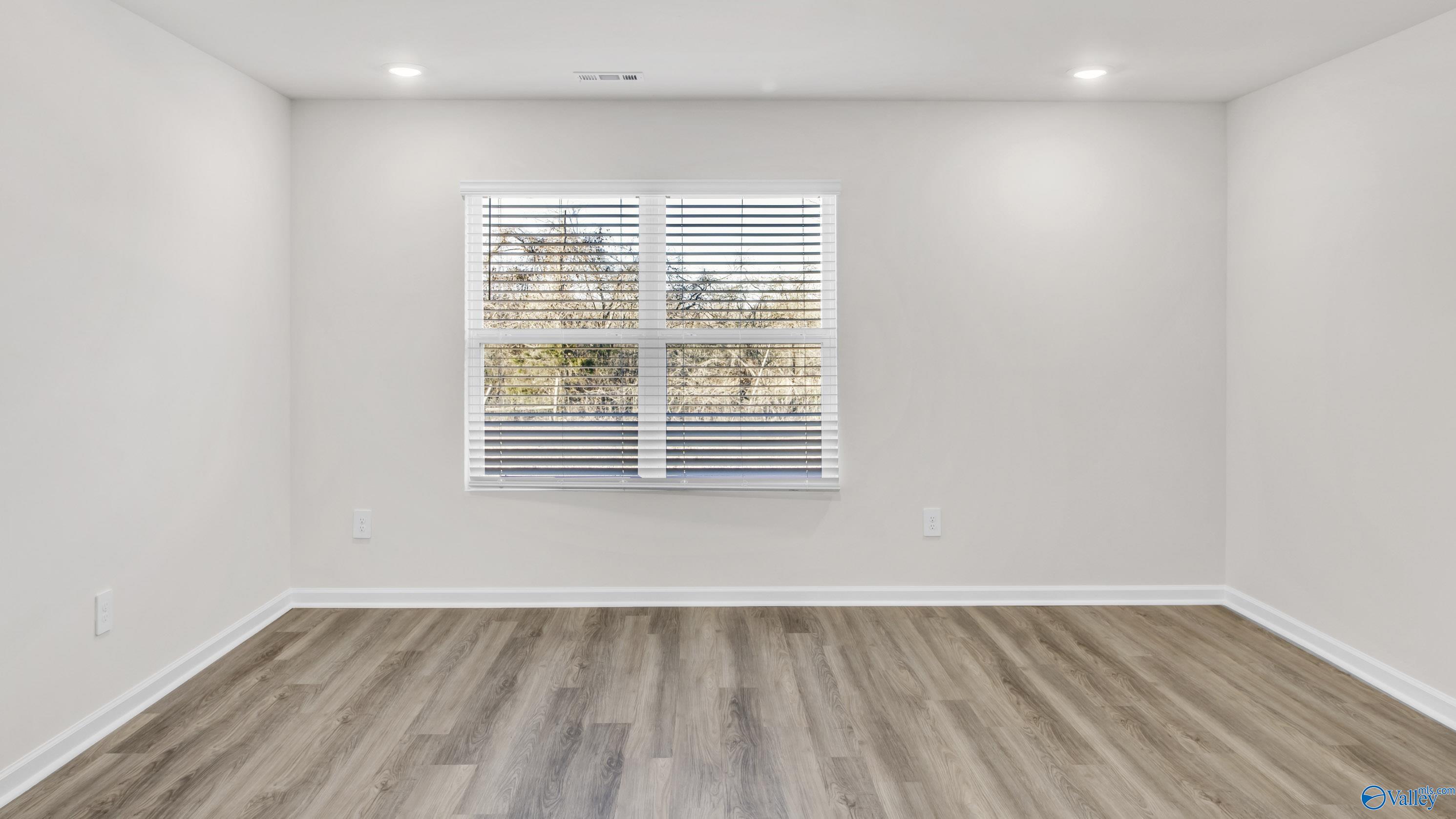 9916 Sequoyah Cove Drive SE