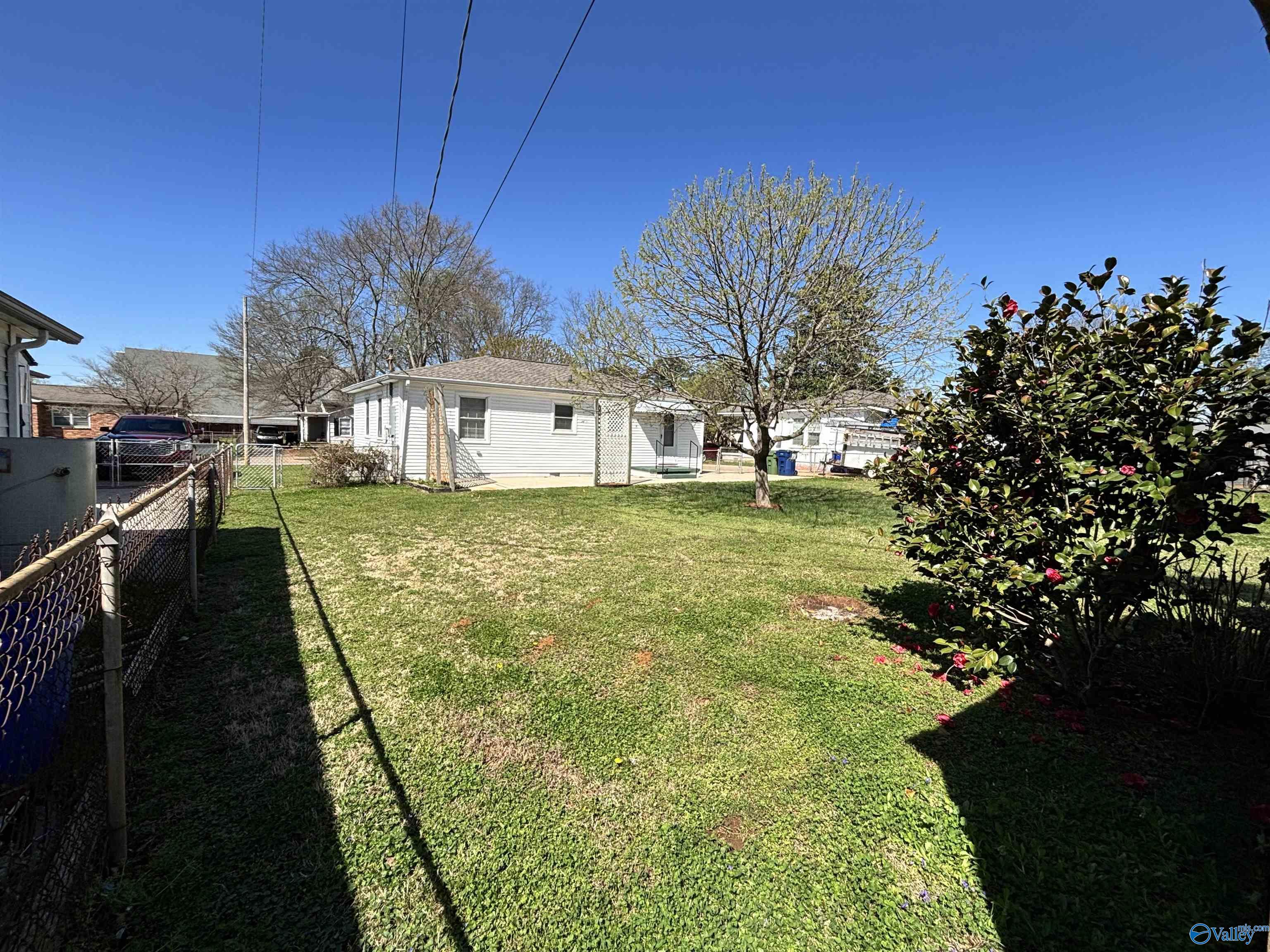 3109 Hillsboro Road SW