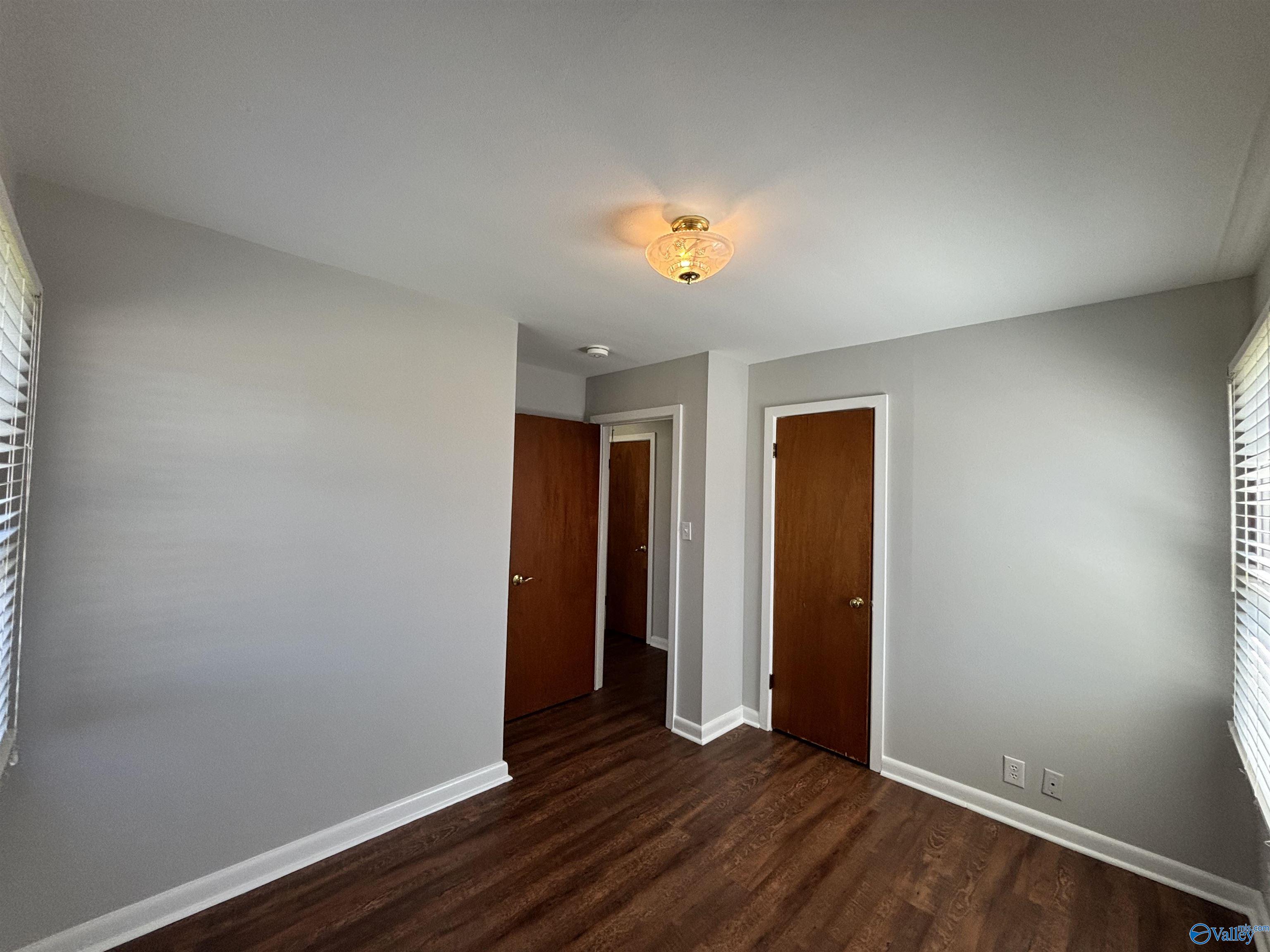 3109 Hillsboro Road SW