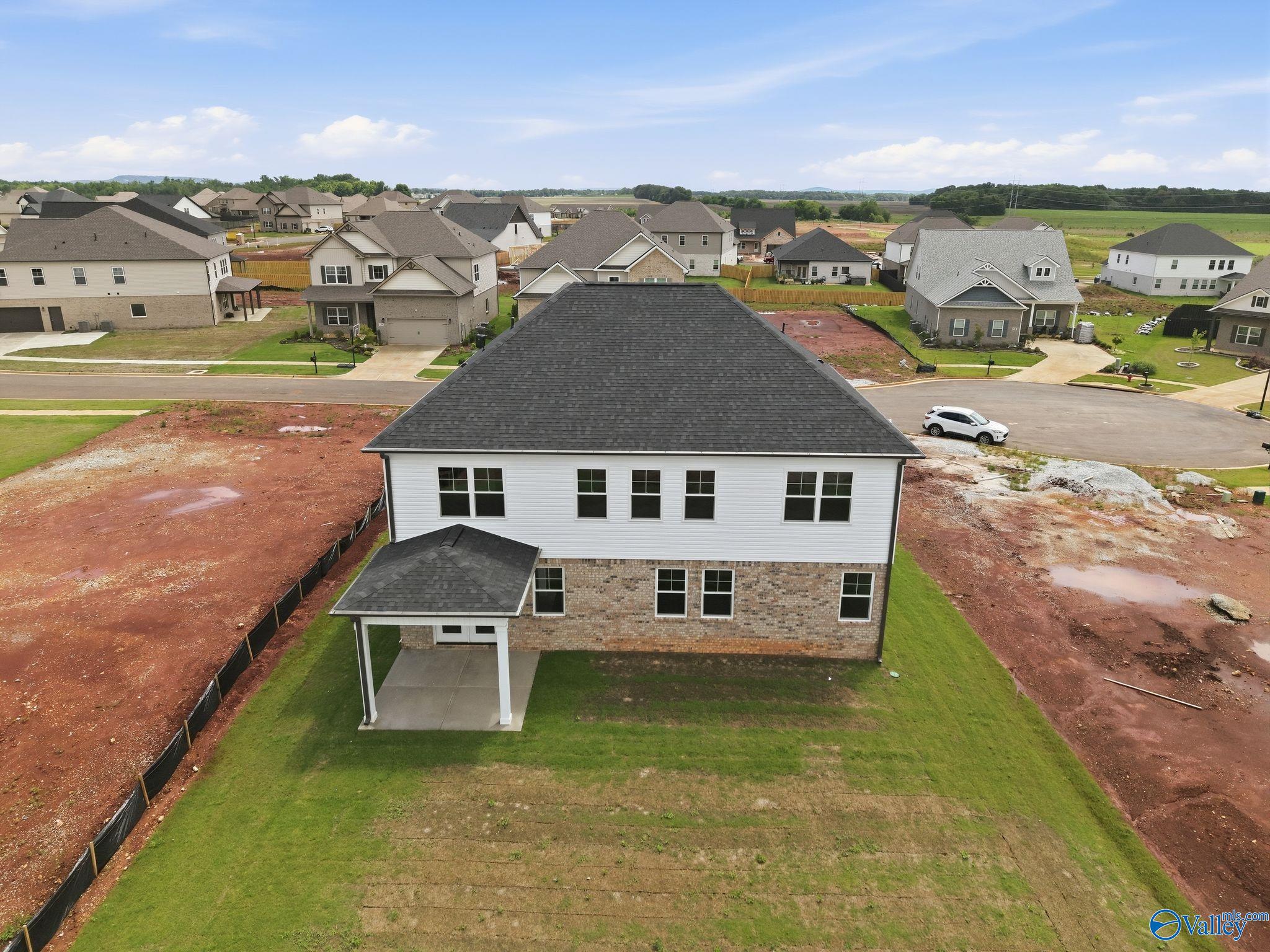 6 Flannery Court