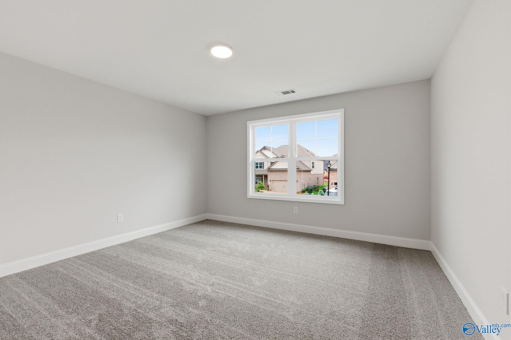 6 Flannery Court