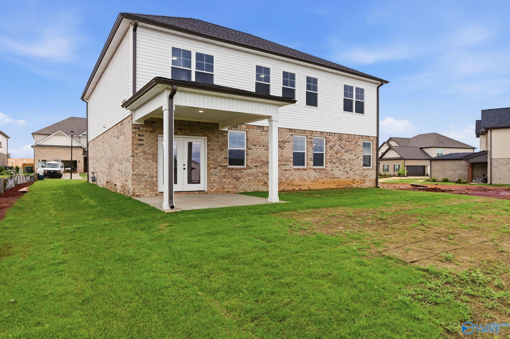 6 Flannery Court