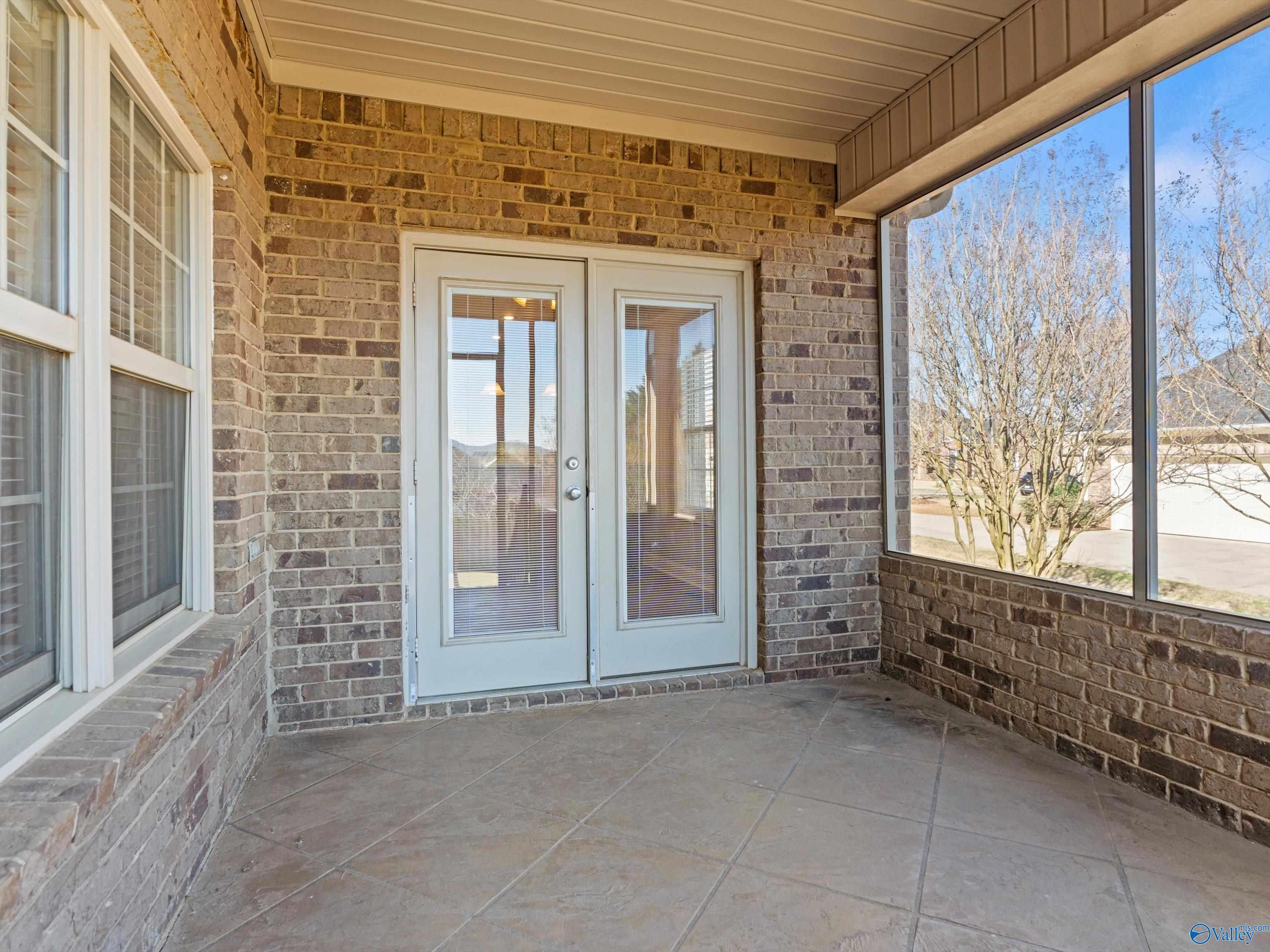4502 Stone Park Circle