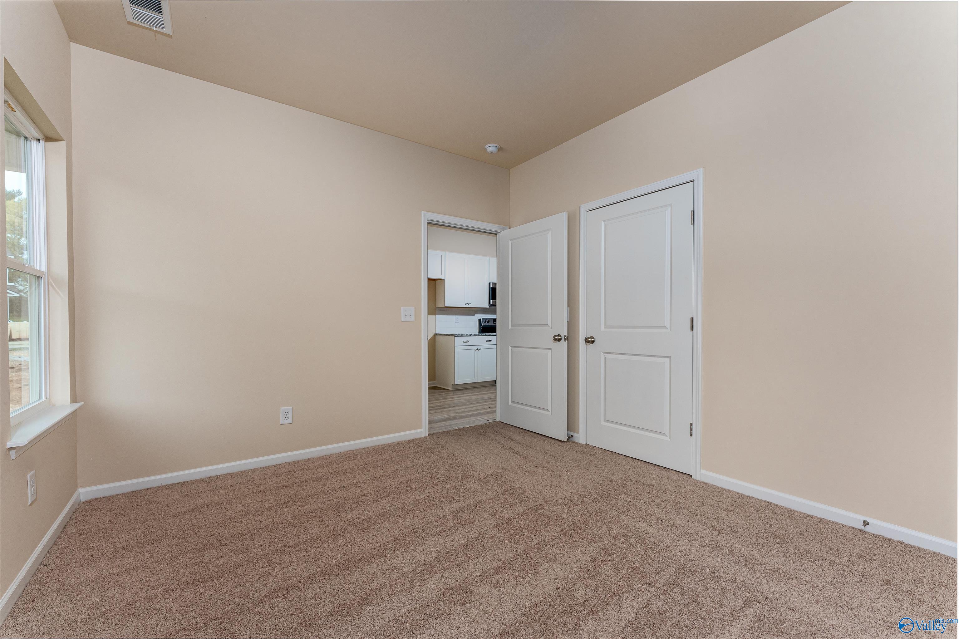 1128 Tanger Glen Trail NW
