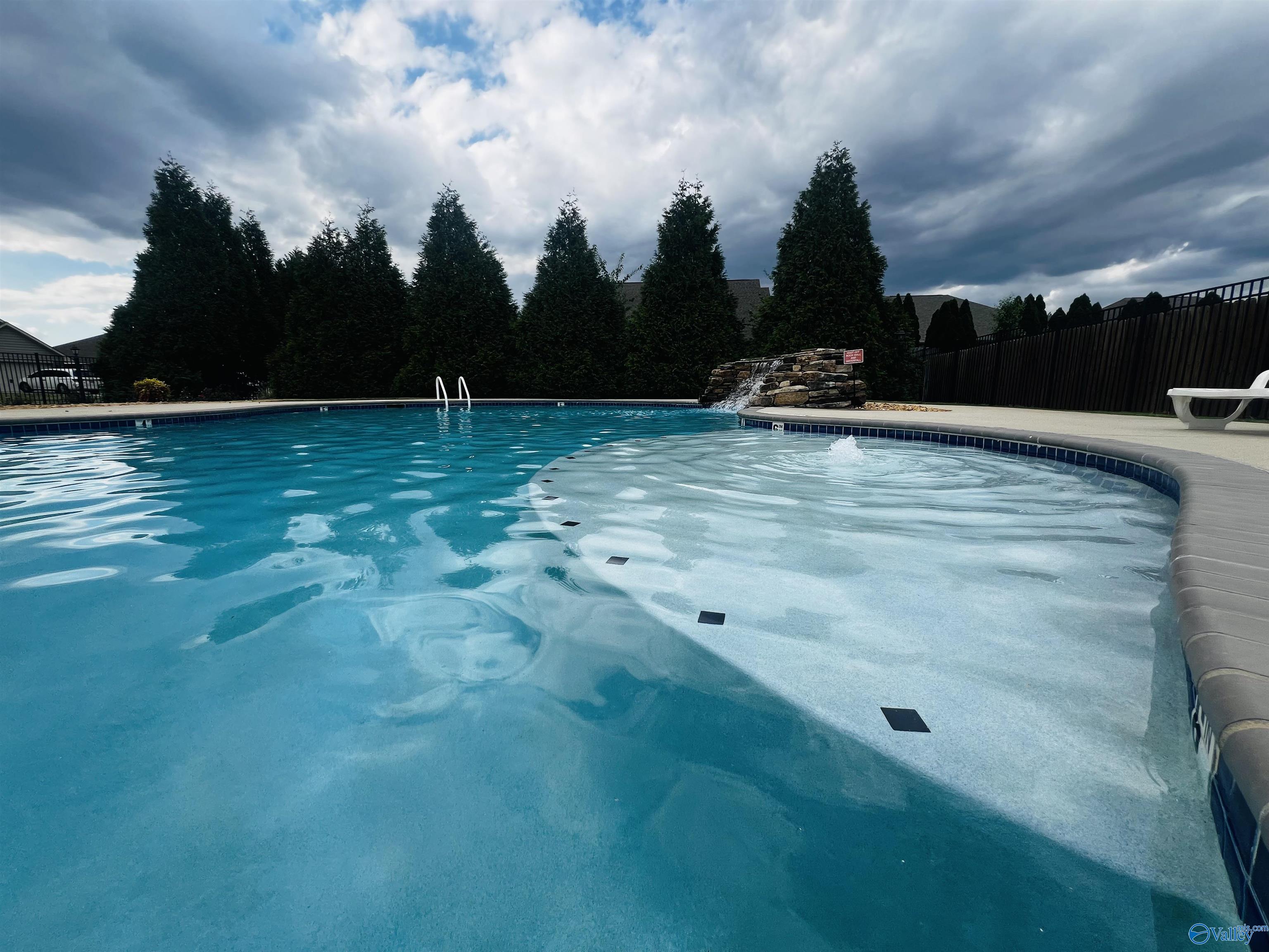 233 Olde Dogwood Trail