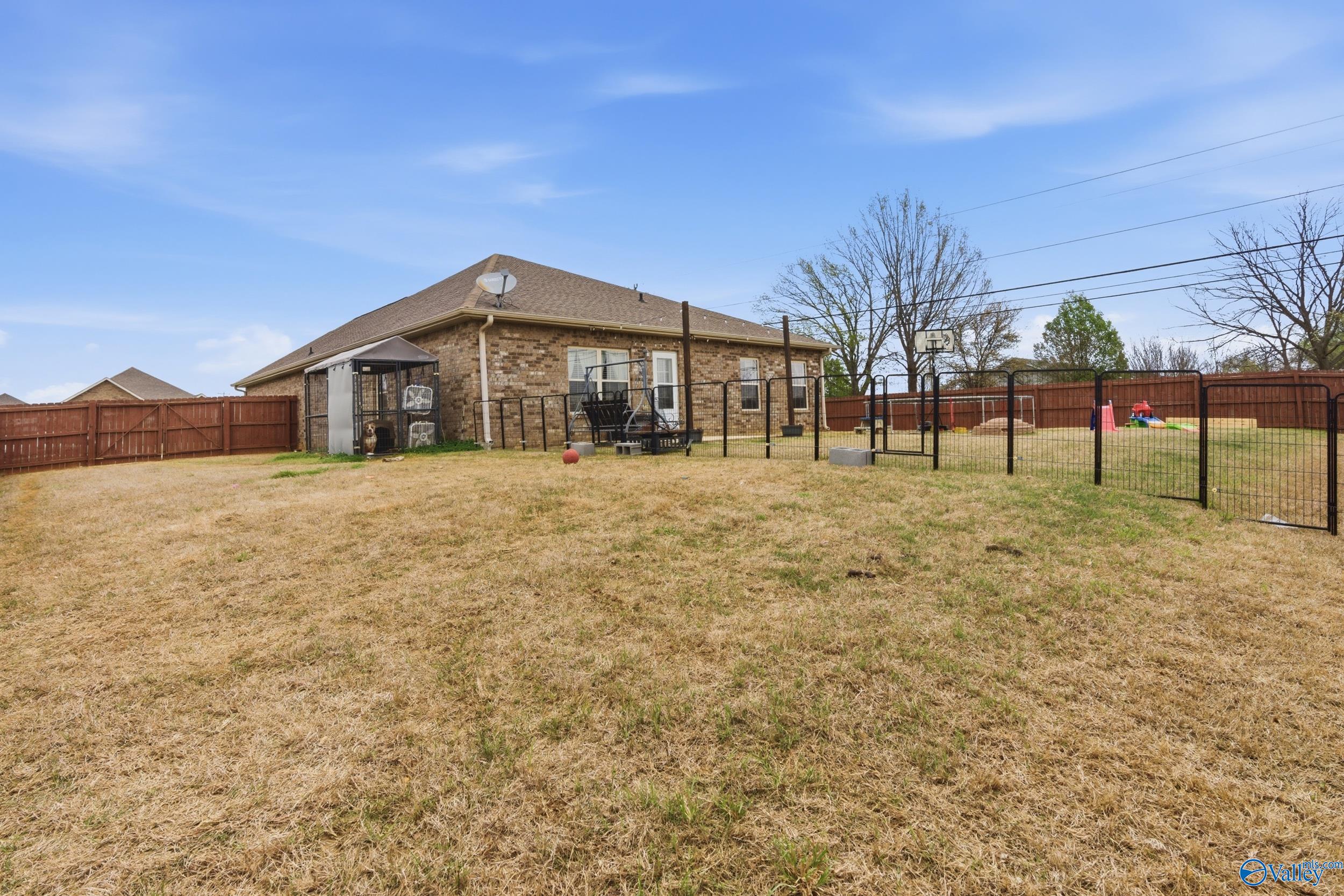 233 Olde Dogwood Trail