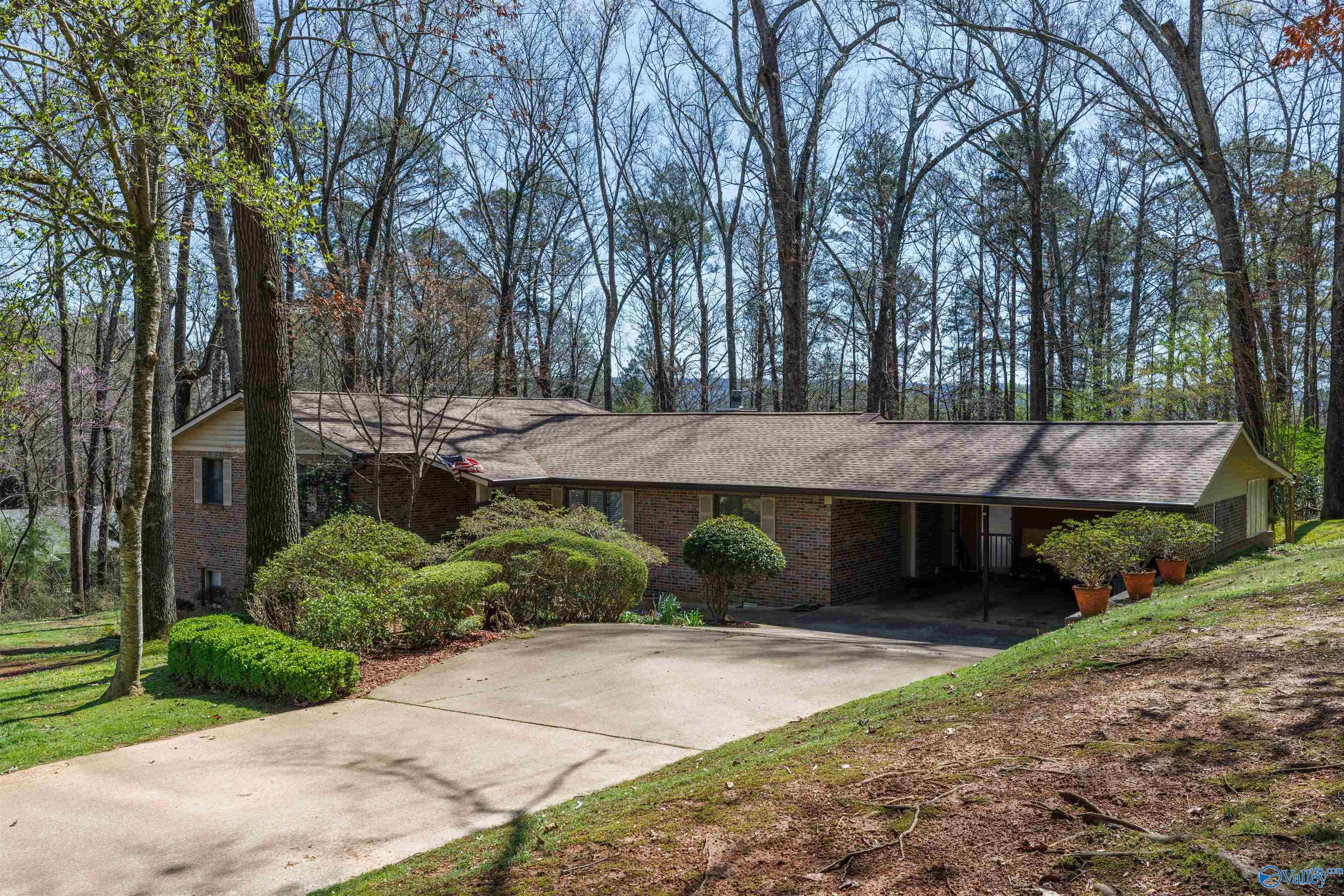 135 Bellefonte Drive