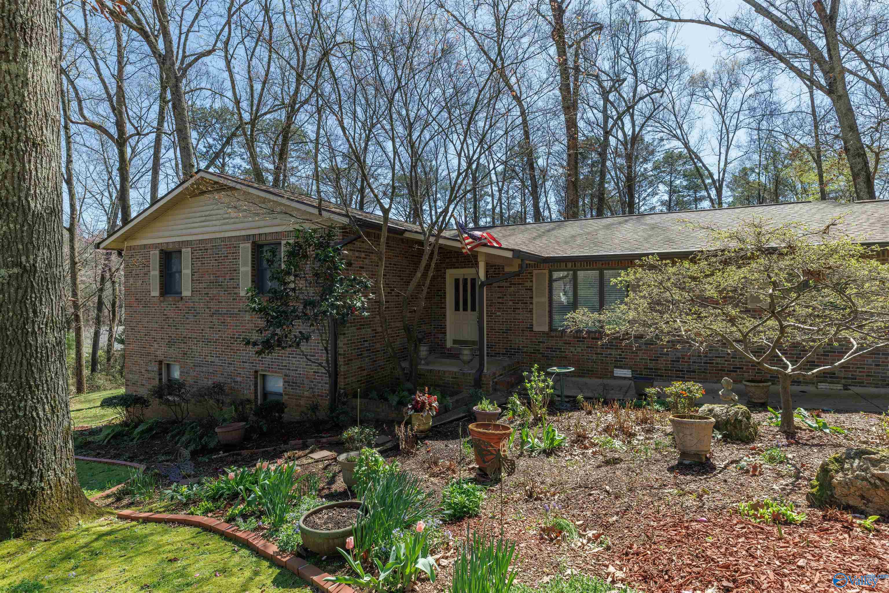 135 Bellefonte Drive