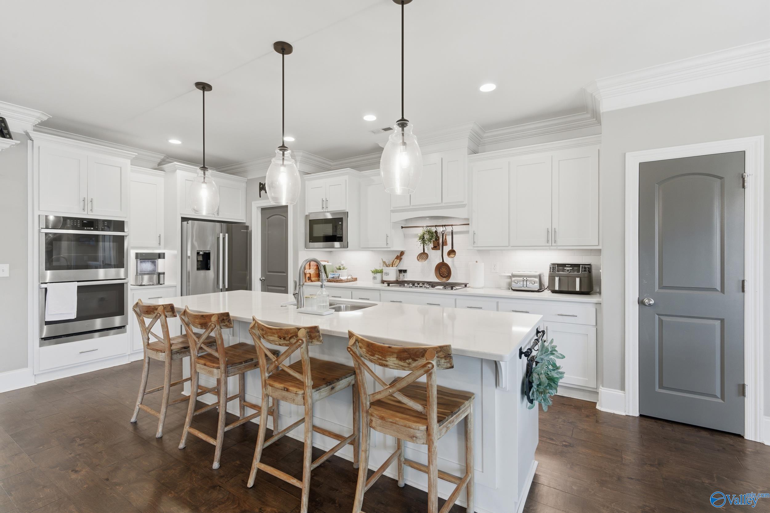 3012 Chimney Cove Circle SE