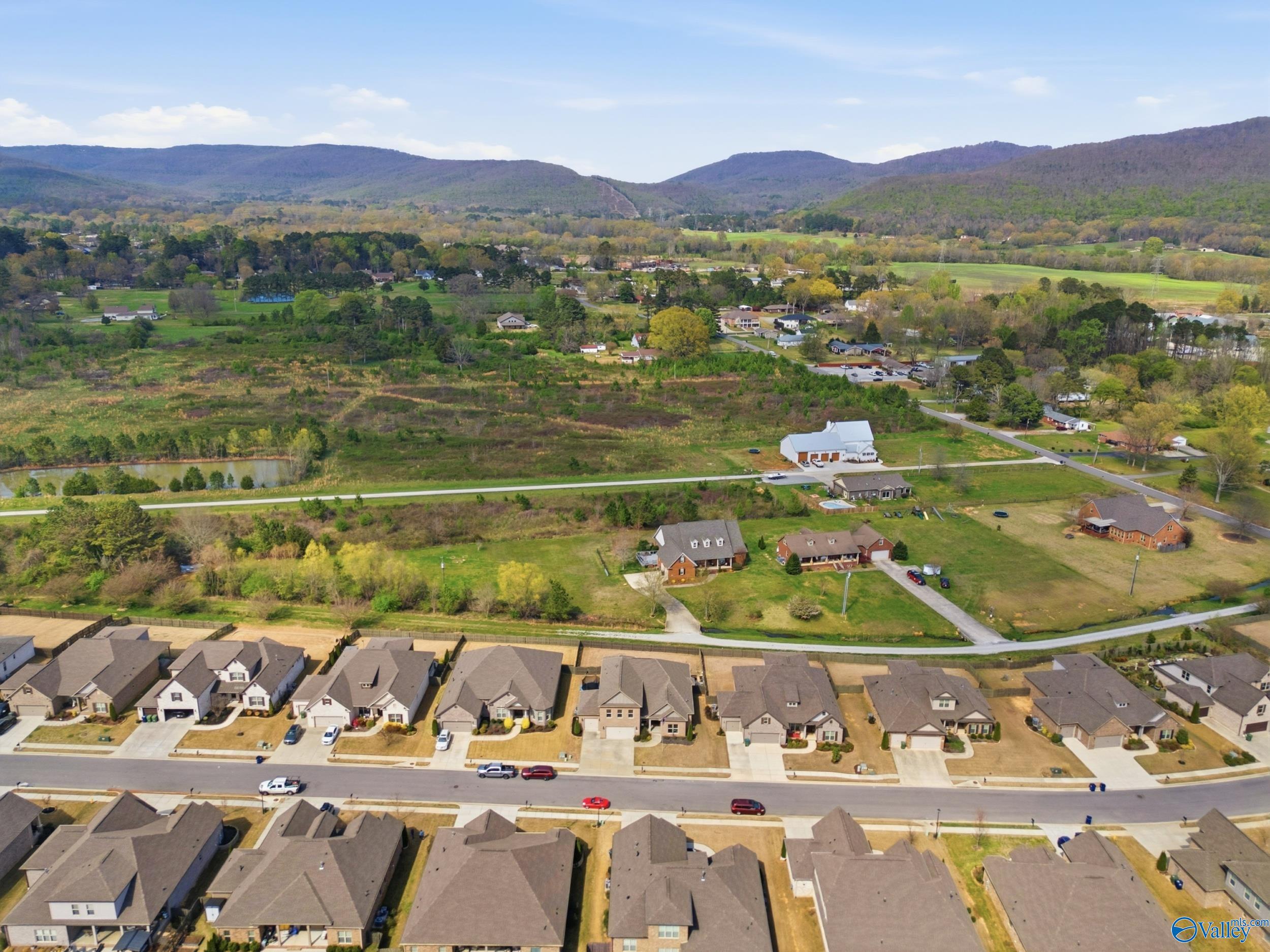 3012 Chimney Cove Circle SE