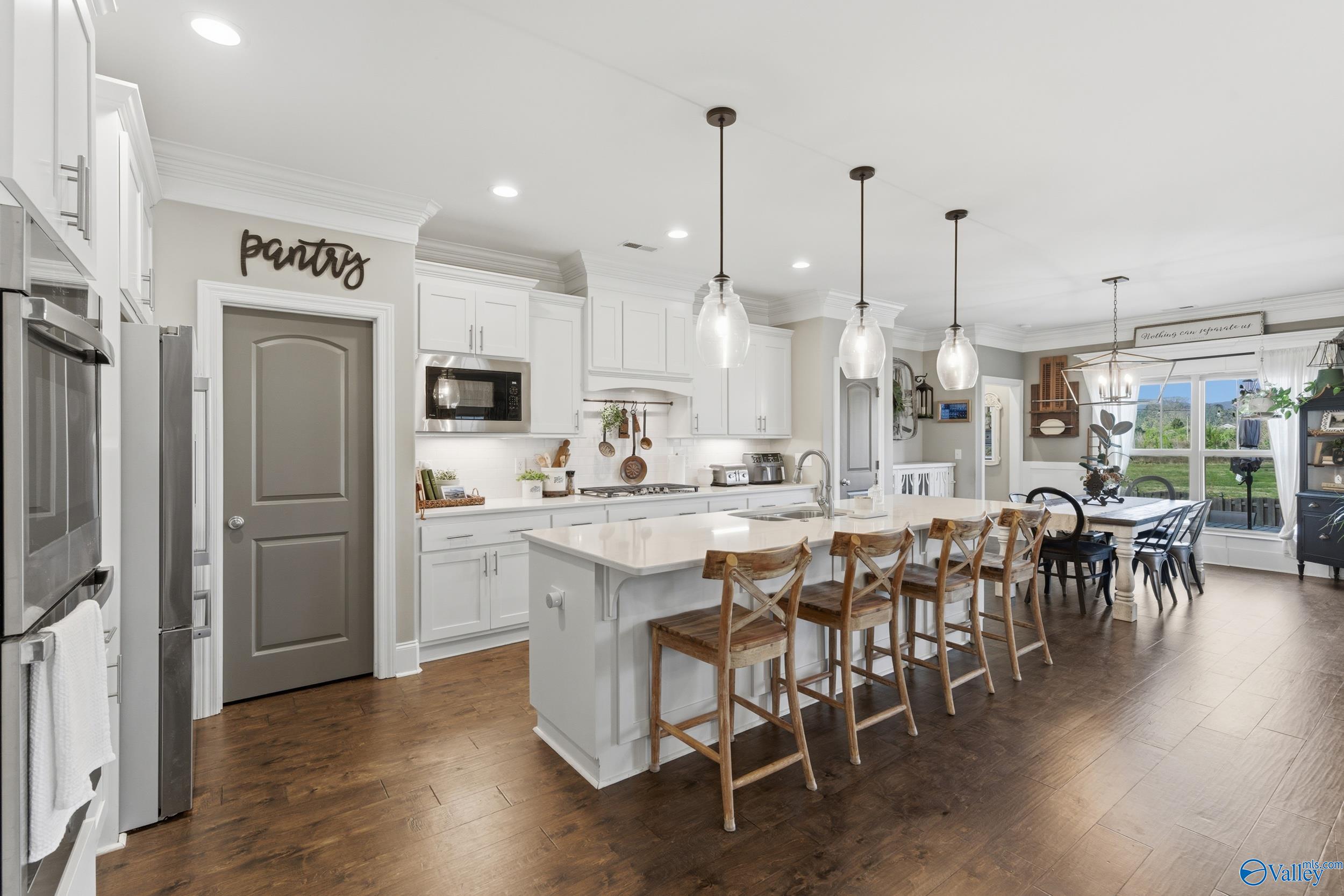 3012 Chimney Cove Circle SE