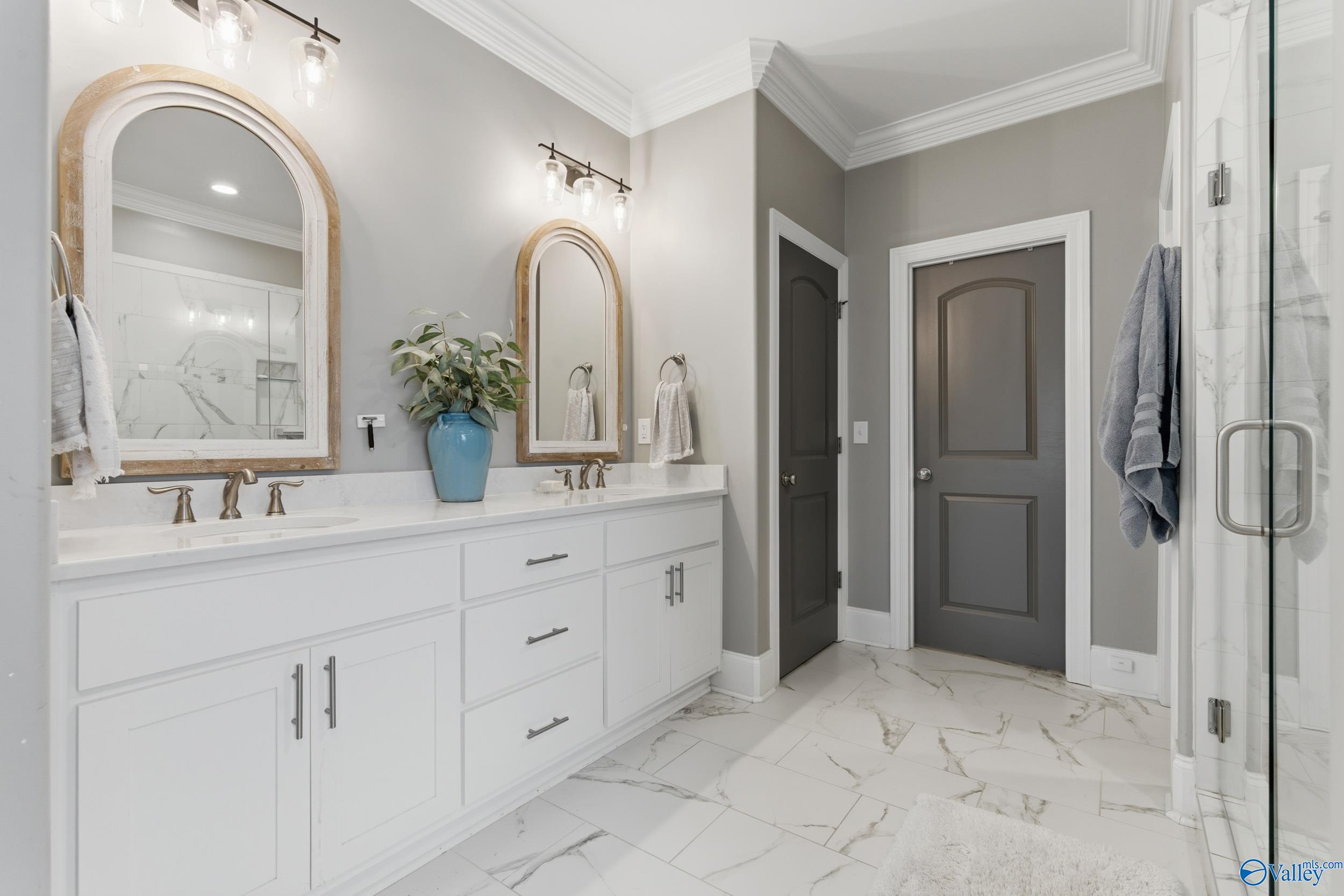 3012 Chimney Cove Circle SE