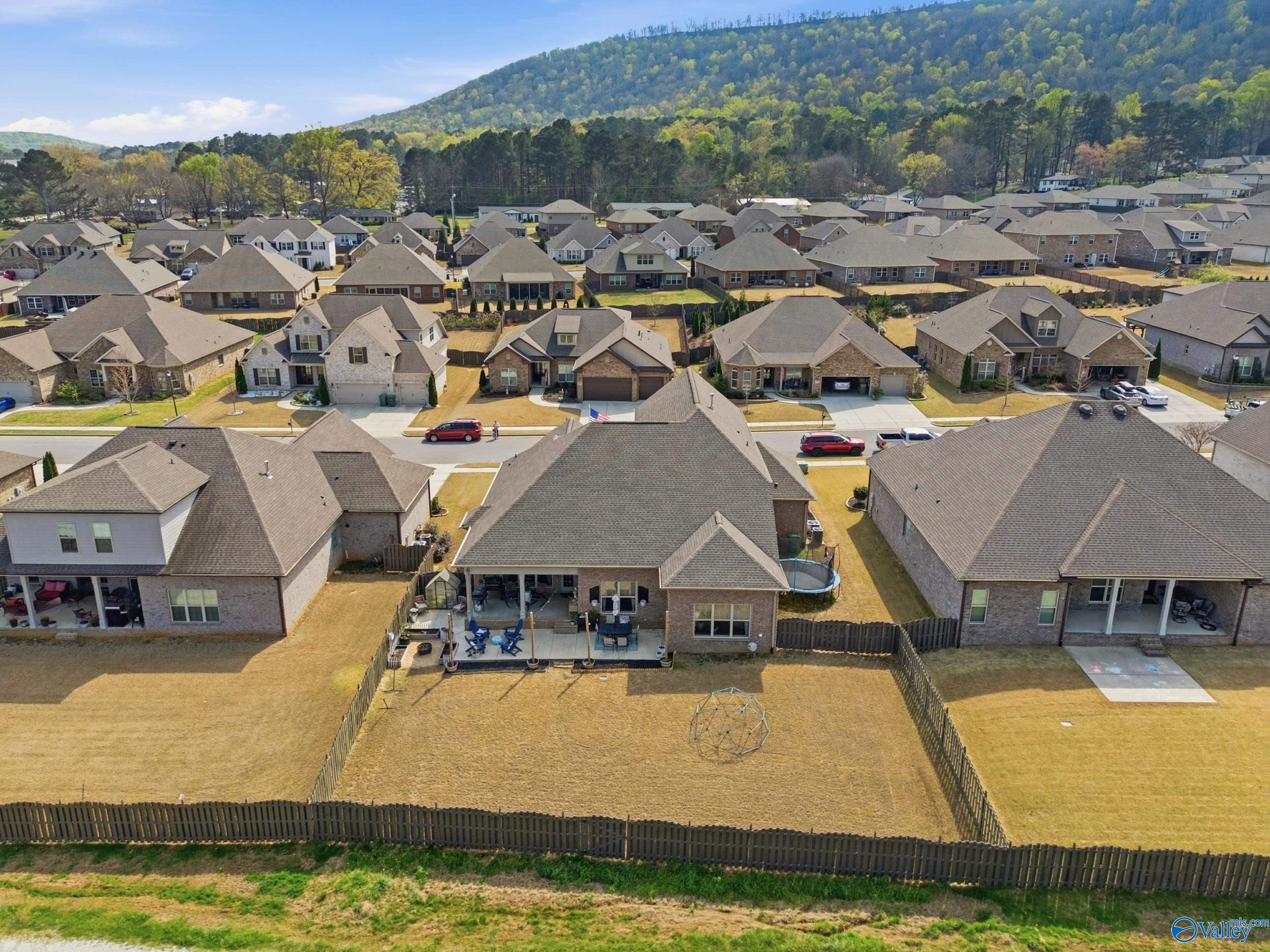 3012 Chimney Cove Circle SE