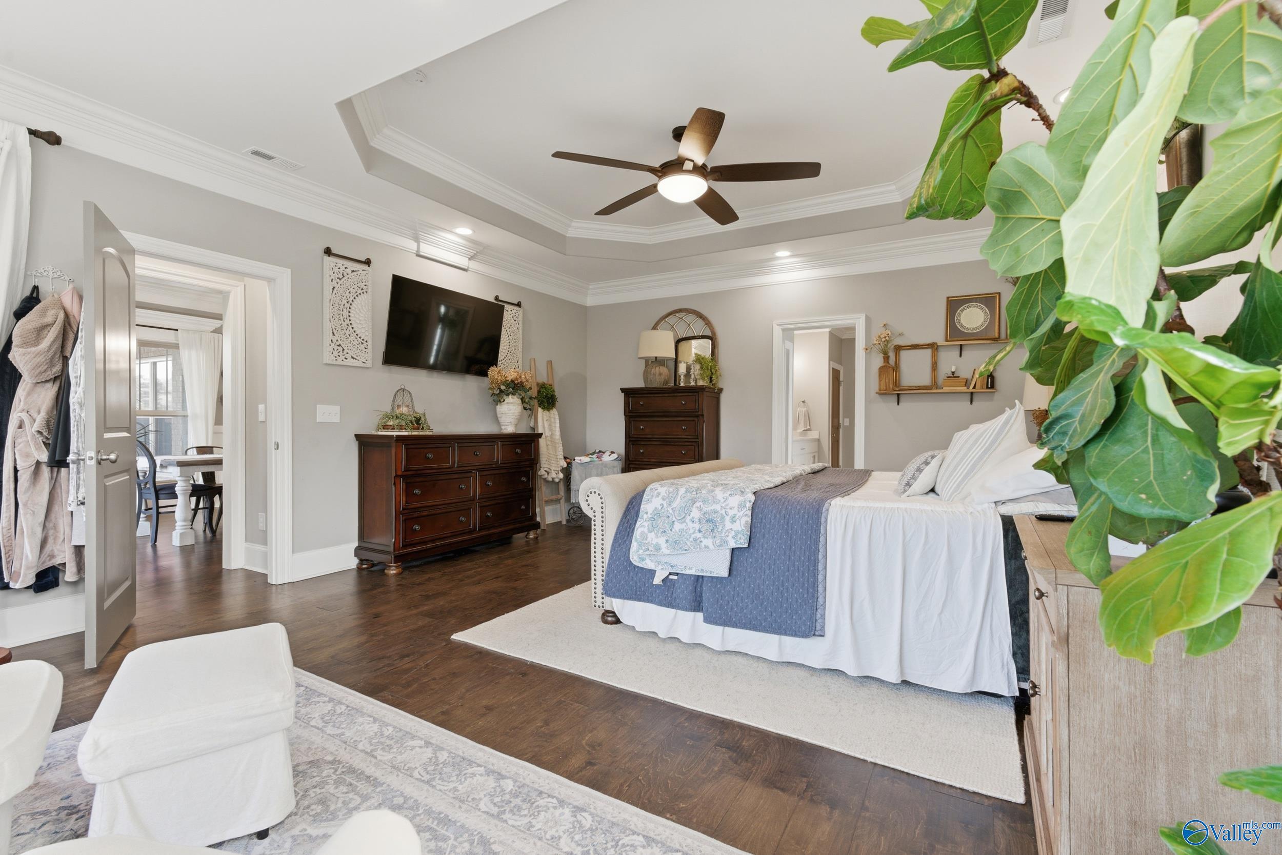 3012 Chimney Cove Circle SE