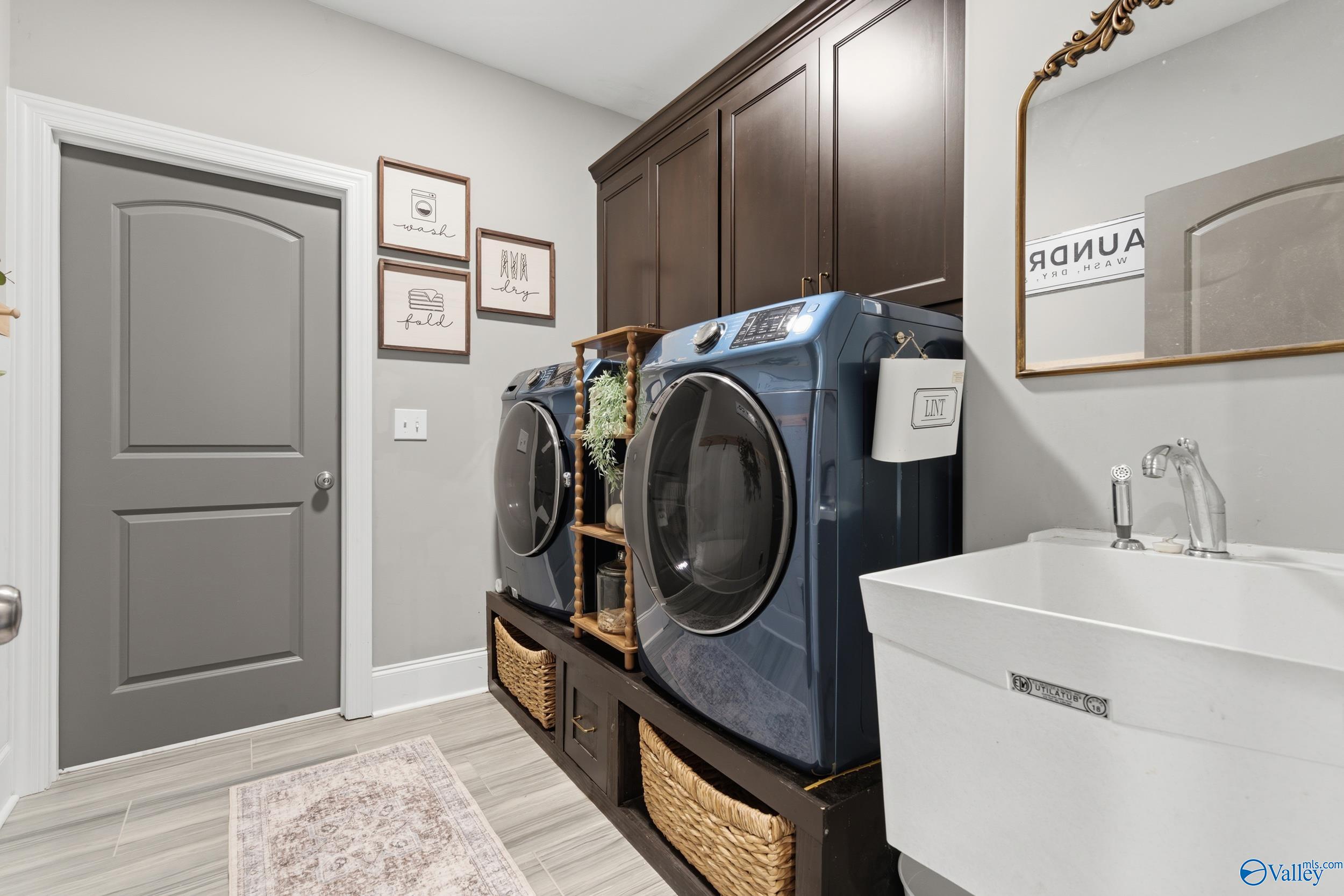 3012 Chimney Cove Circle SE