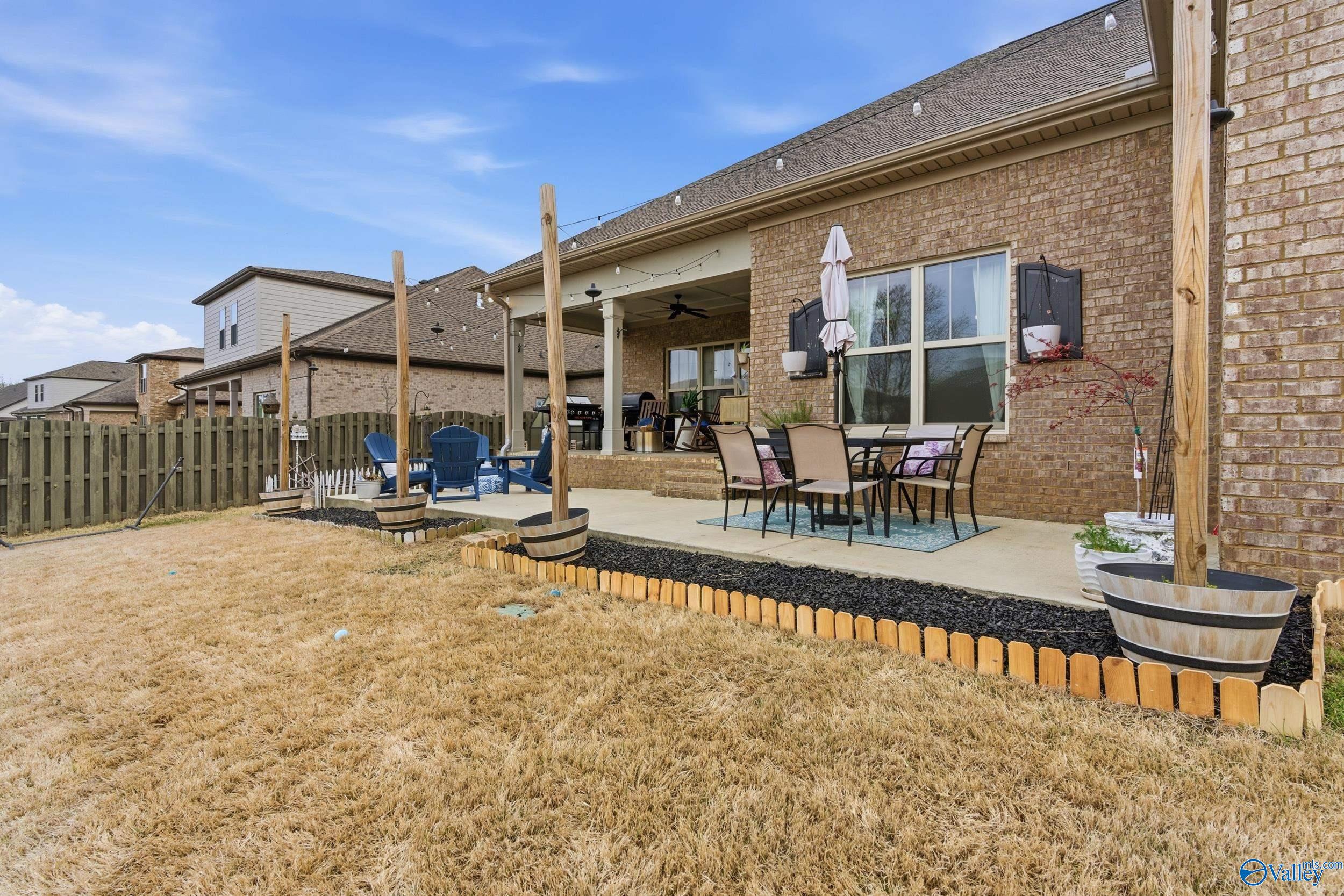 3012 Chimney Cove Circle SE