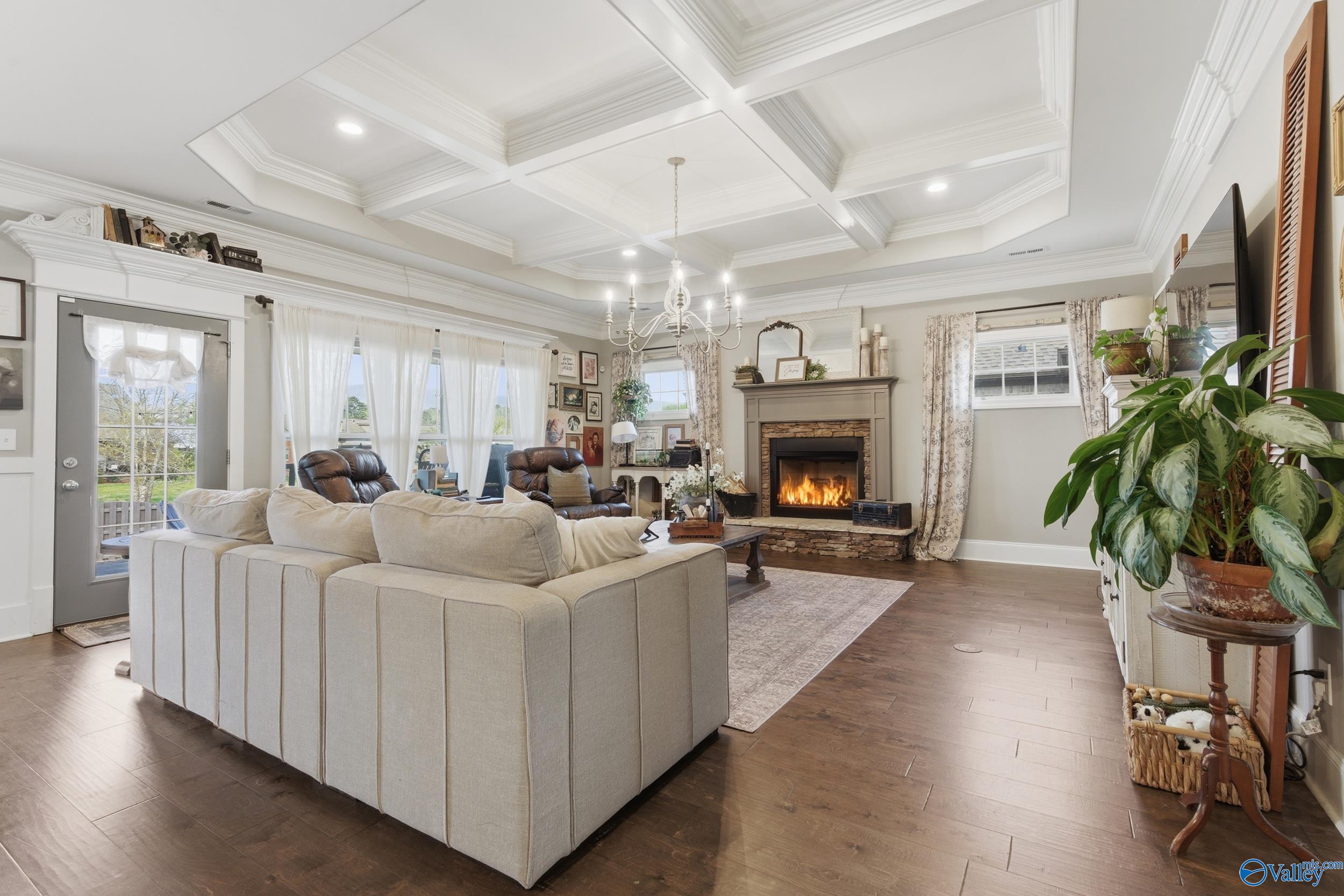 3012 Chimney Cove Circle SE