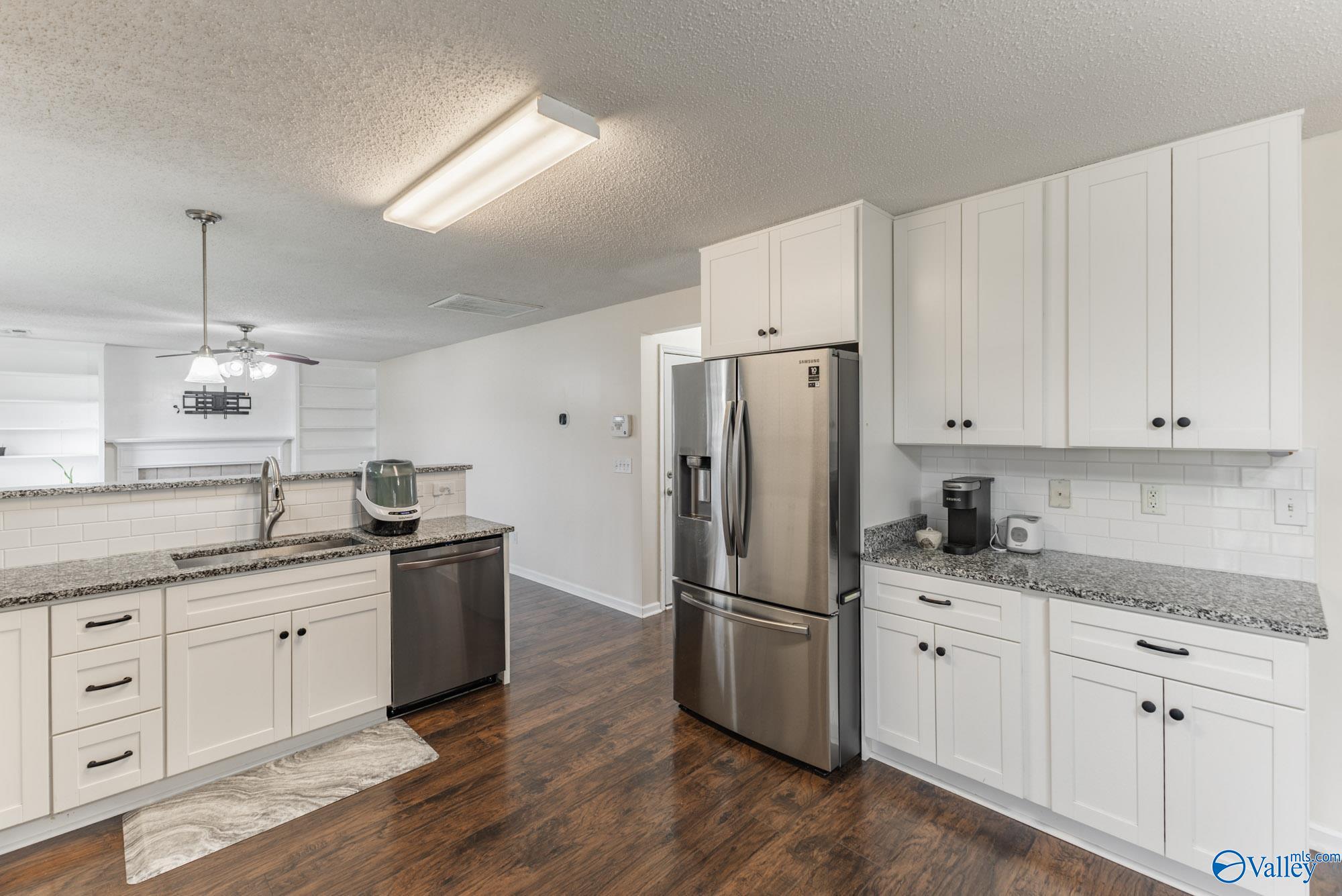 124 Vandenberg Lane