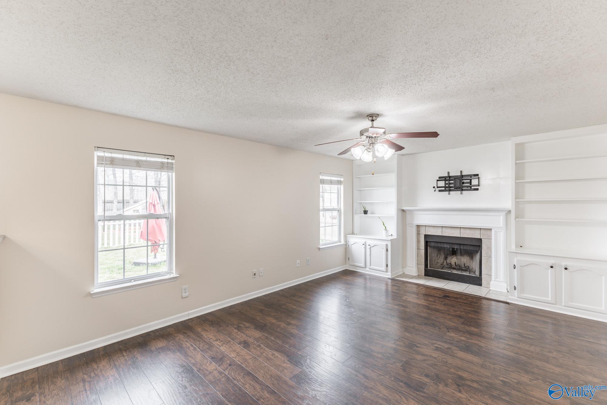 124 Vandenberg Lane