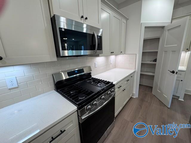 6562 Oak Meadow Drive