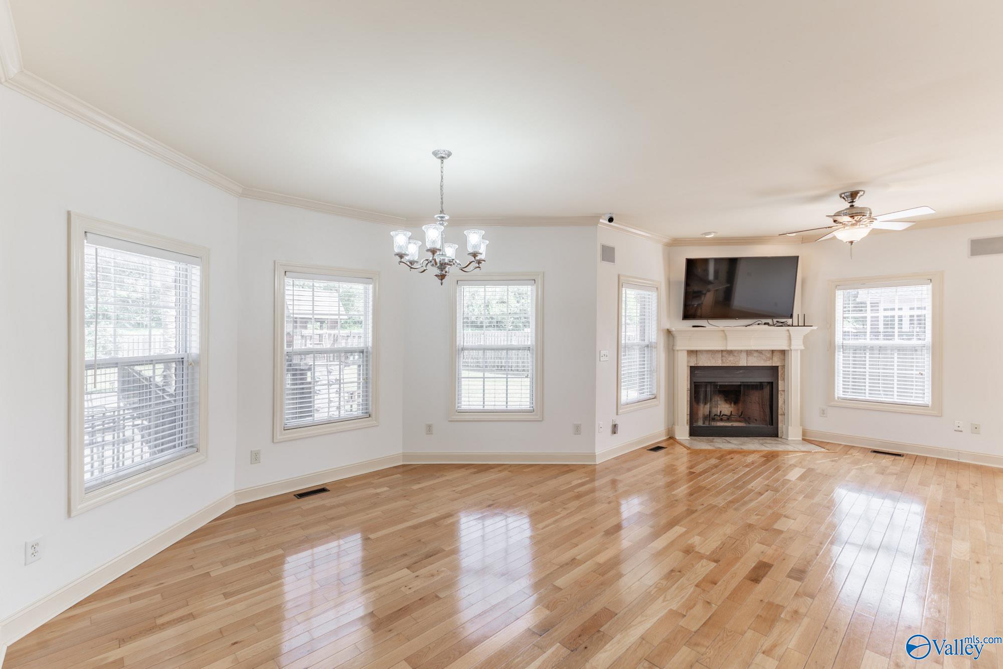 224 Twin Lakes Drive