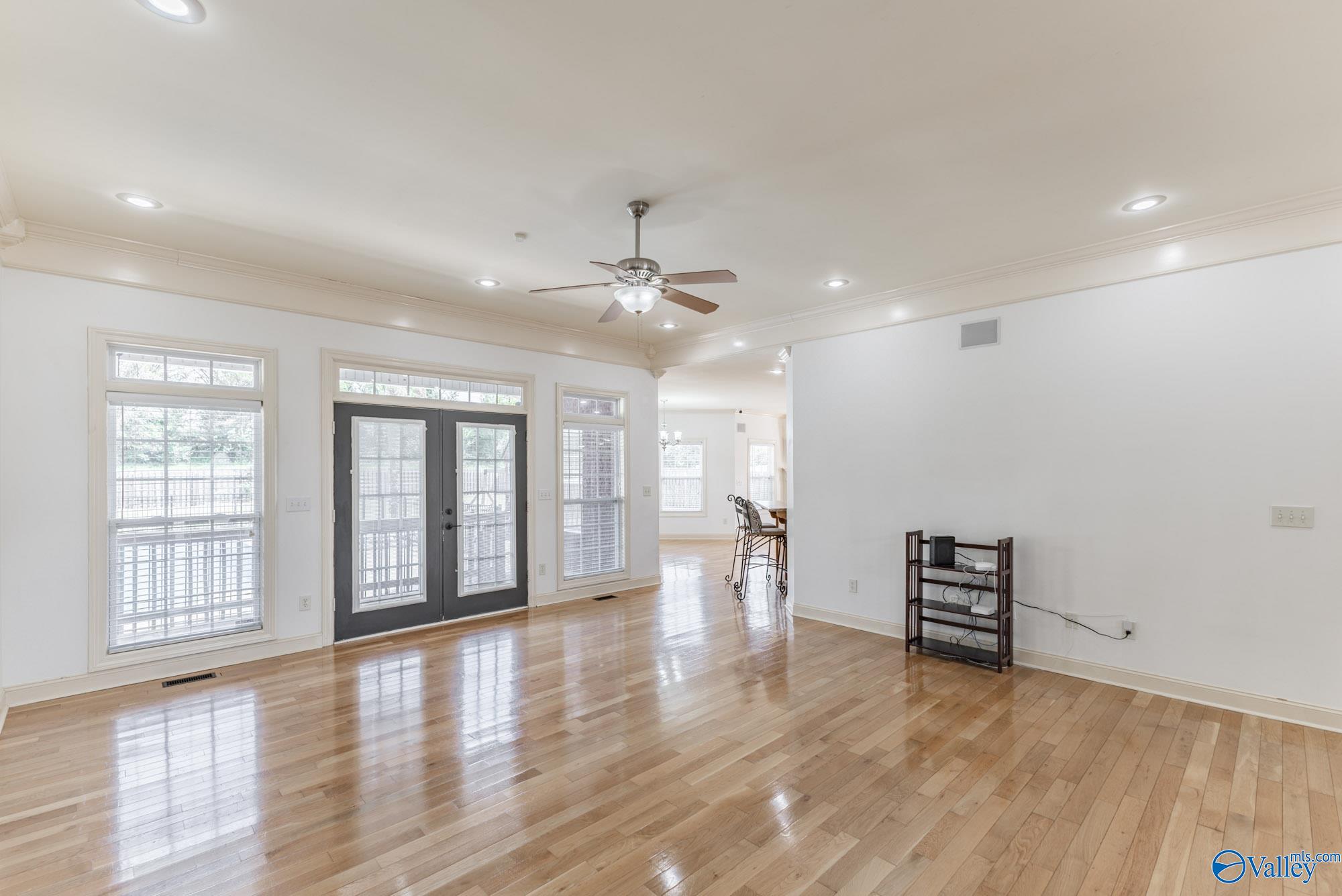 224 Twin Lakes Drive