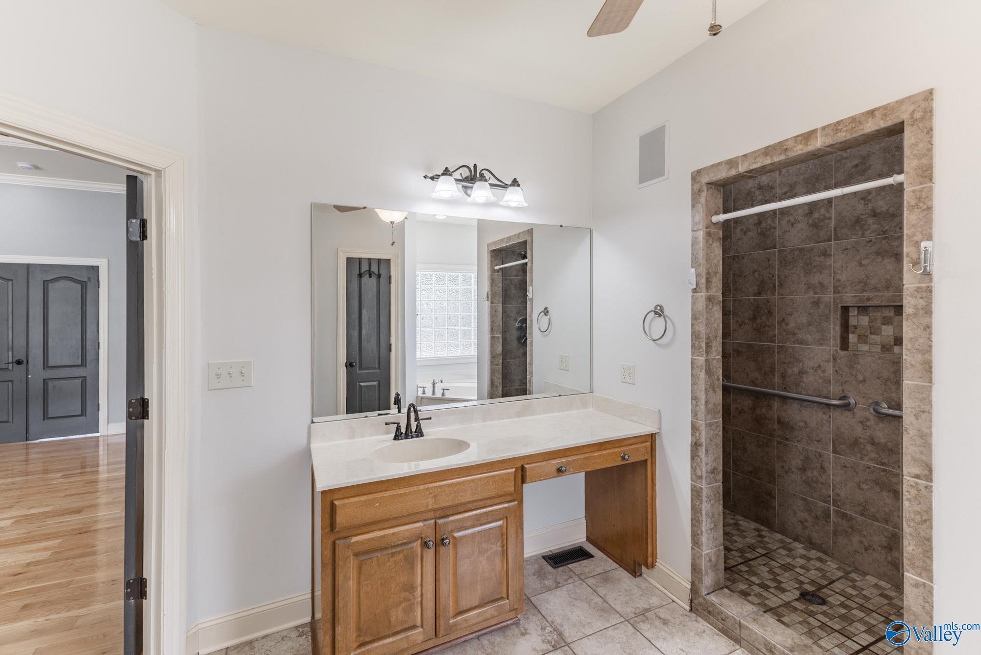 224 Twin Lakes Drive