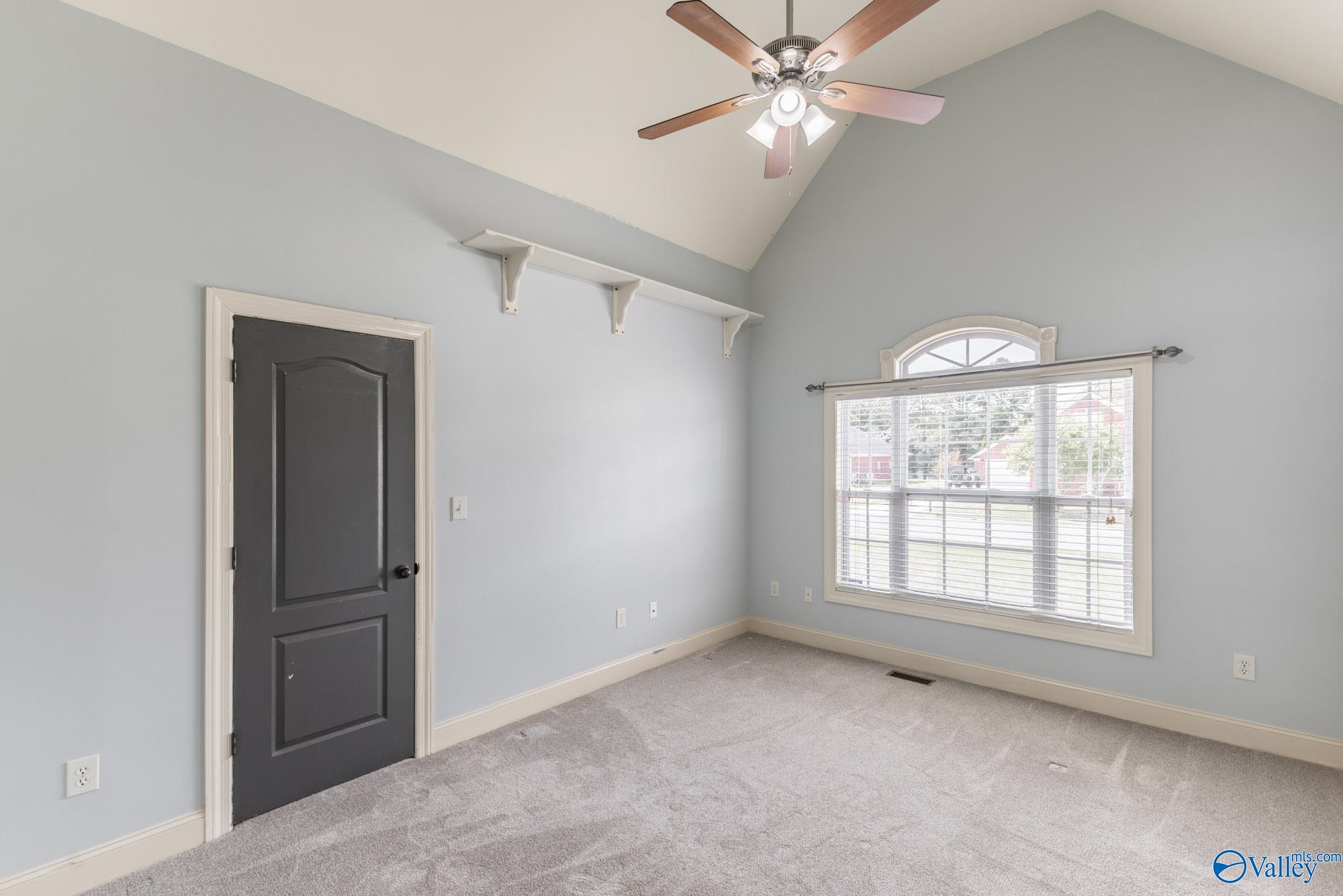 224 Twin Lakes Drive