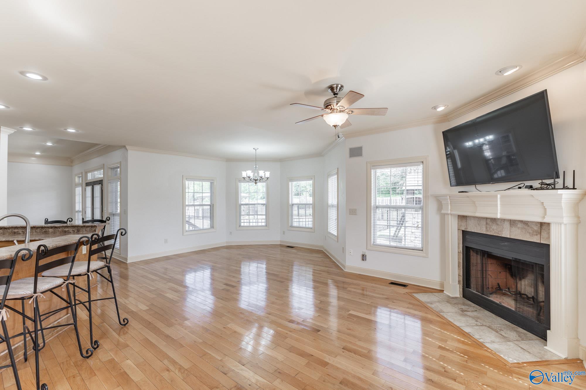 224 Twin Lakes Drive