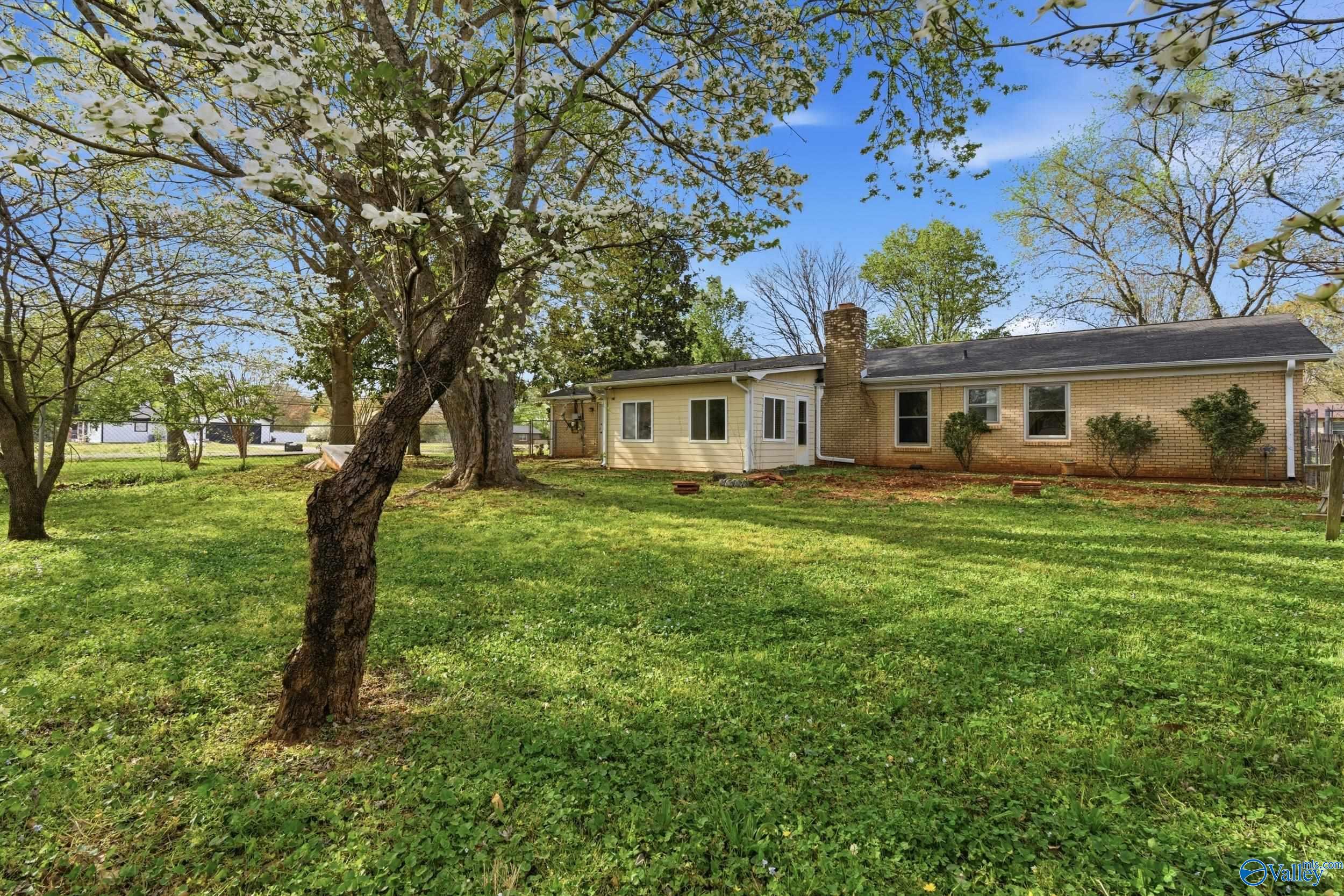 110 Flowerwood Drive