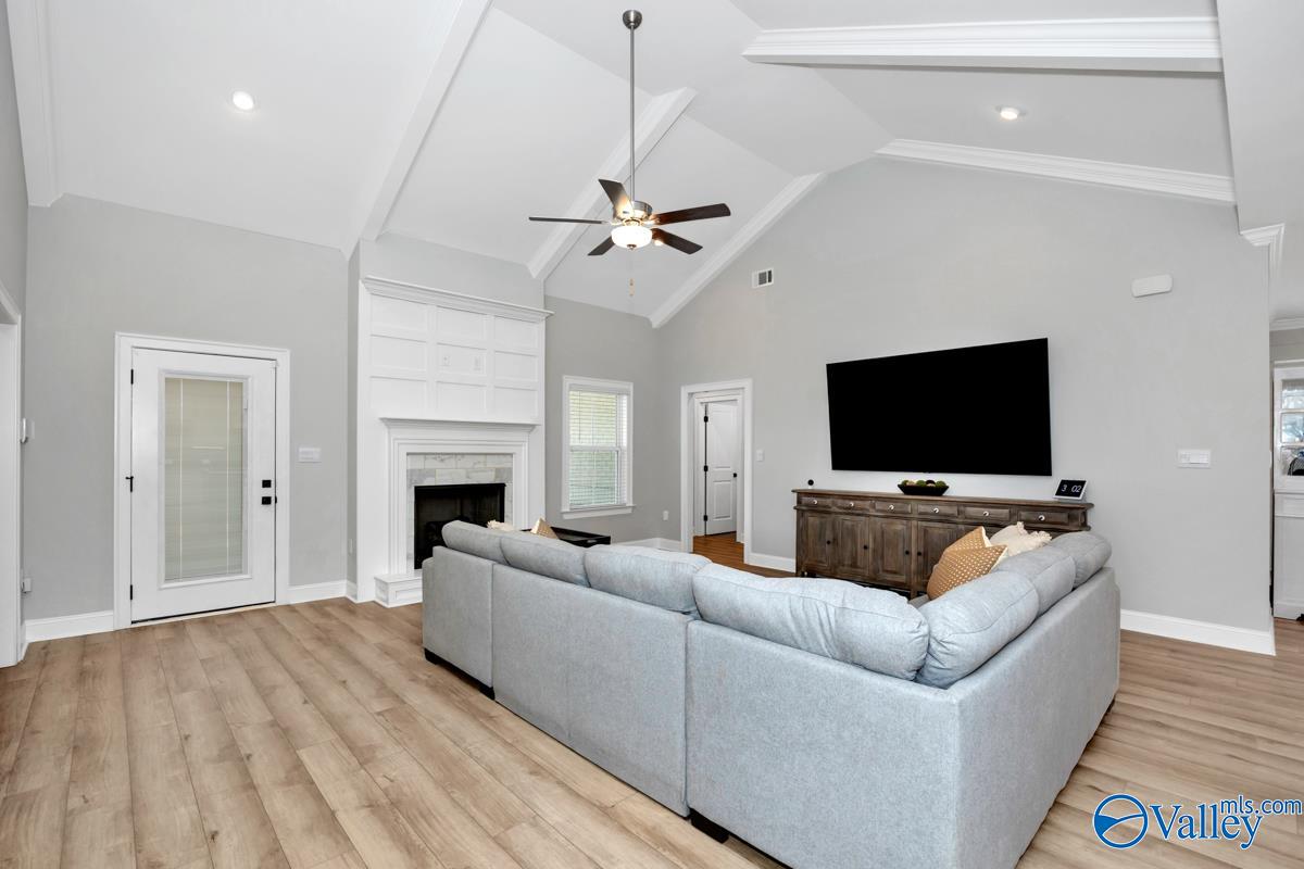 7652 Shaun Leslie Circle SE