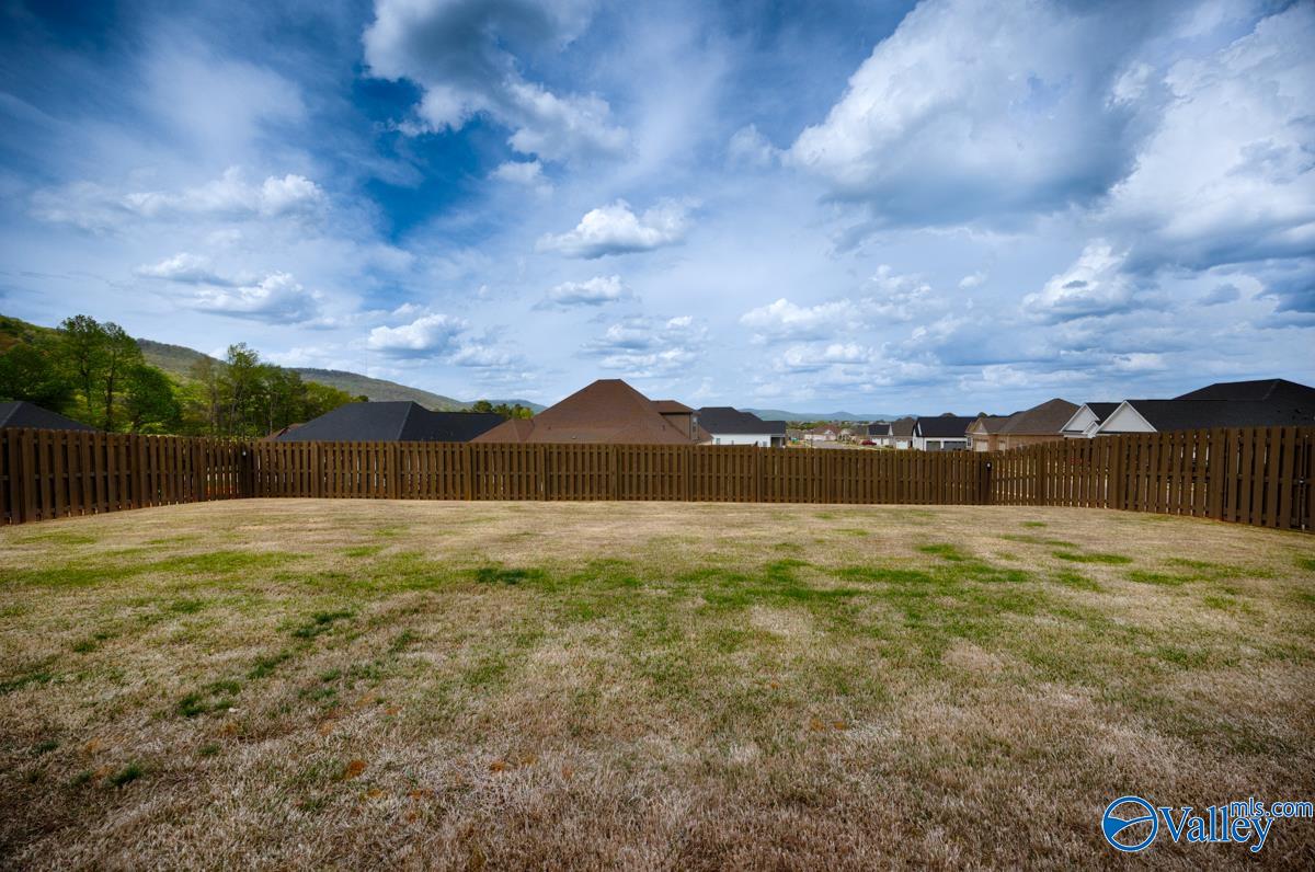 7652 Shaun Leslie Circle SE