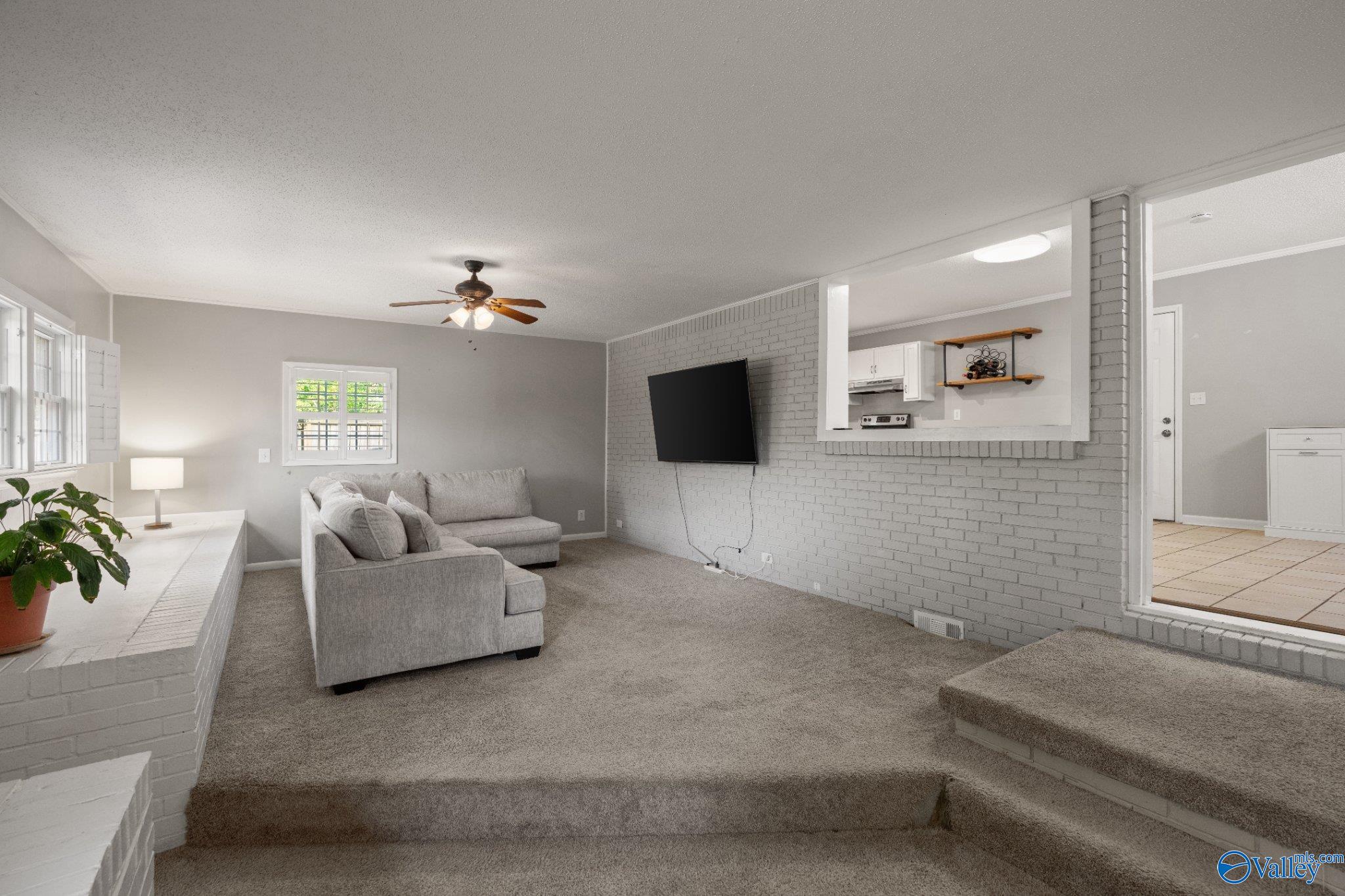 8013 Randall Road