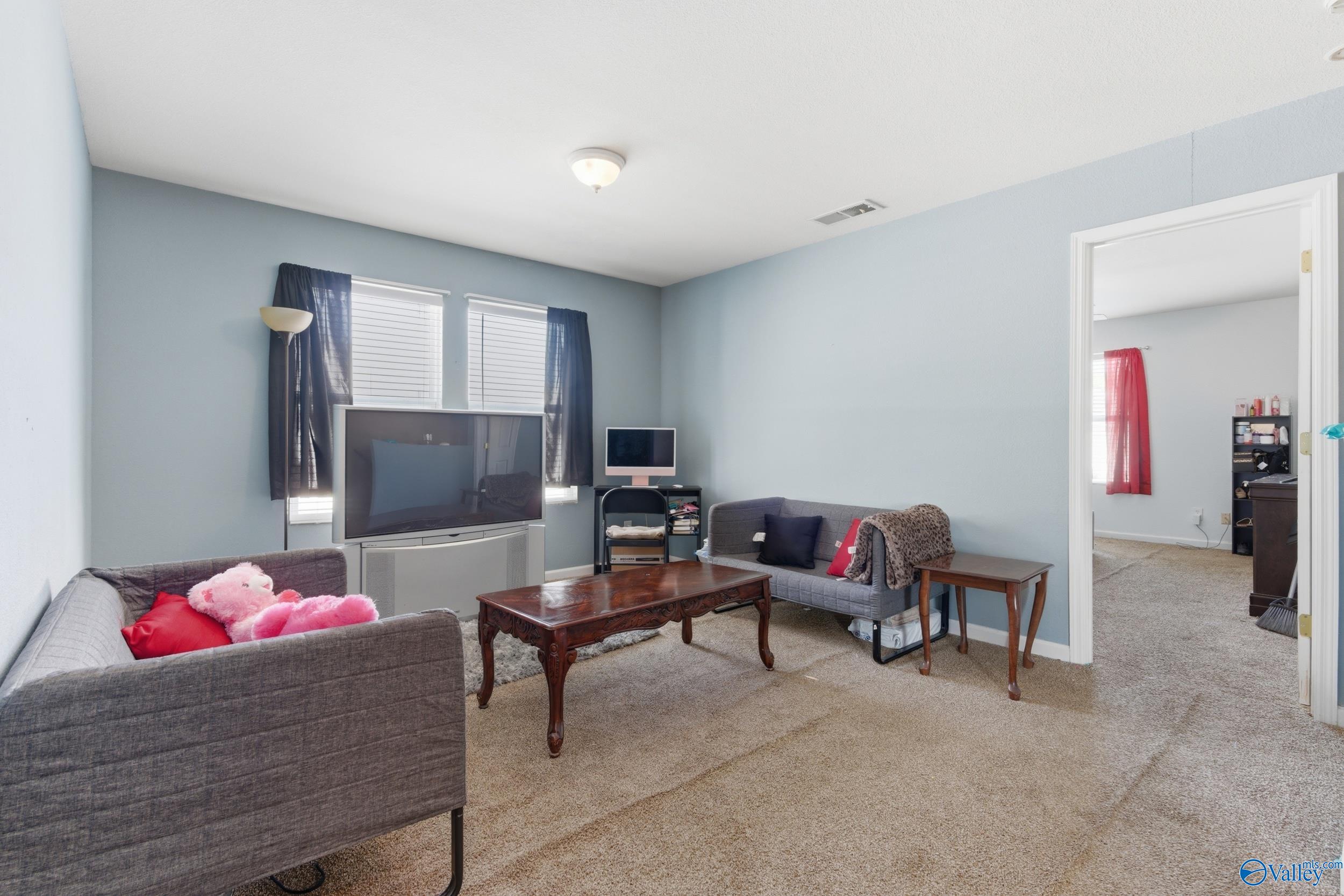 212 Whitestone Drive