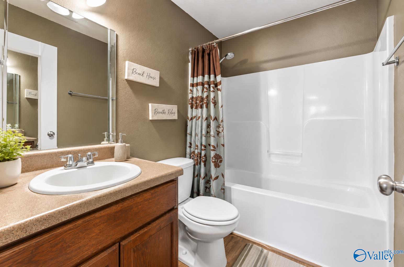 212 Whitestone Drive