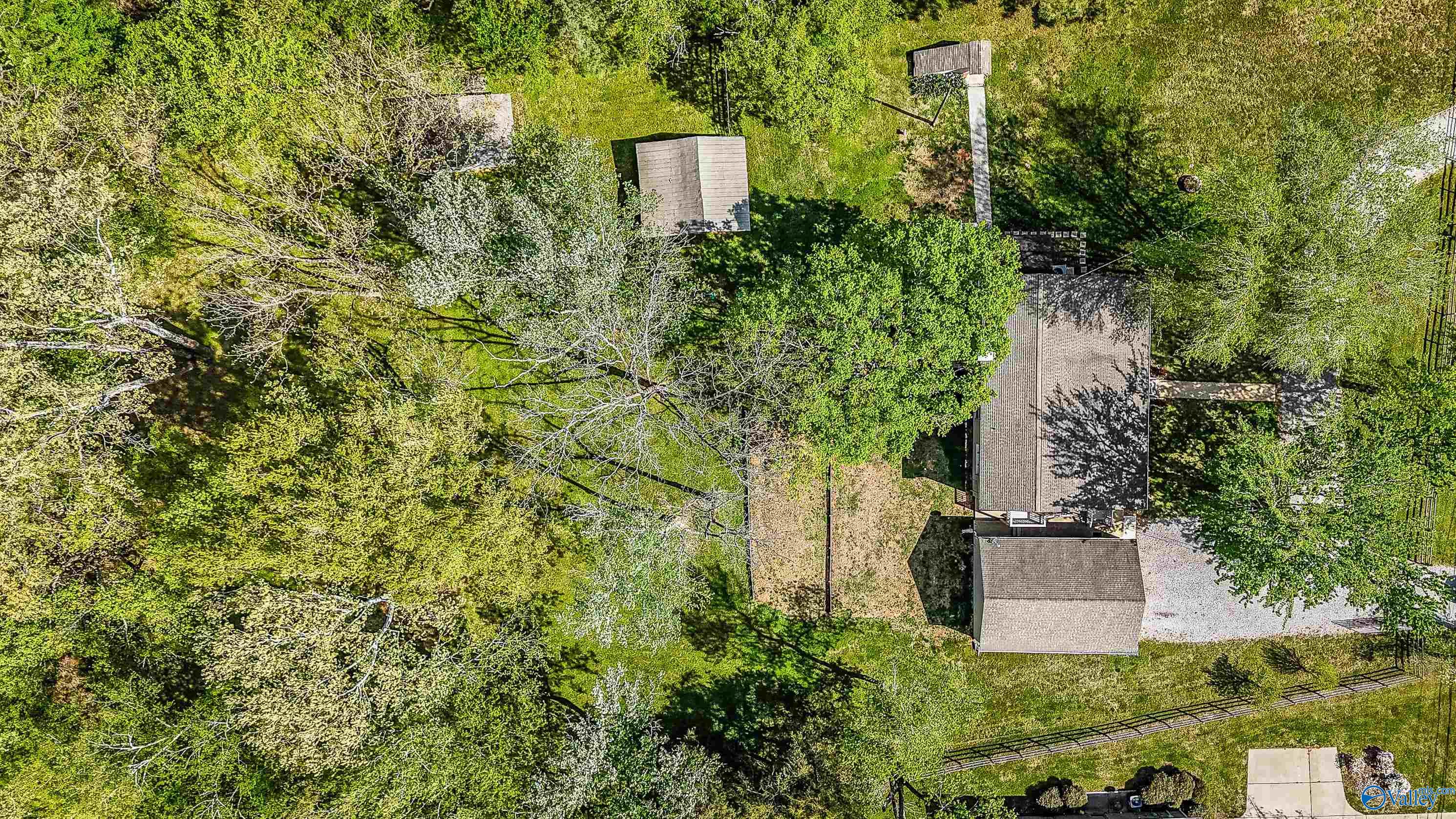 7175 Moores Mill Road NE