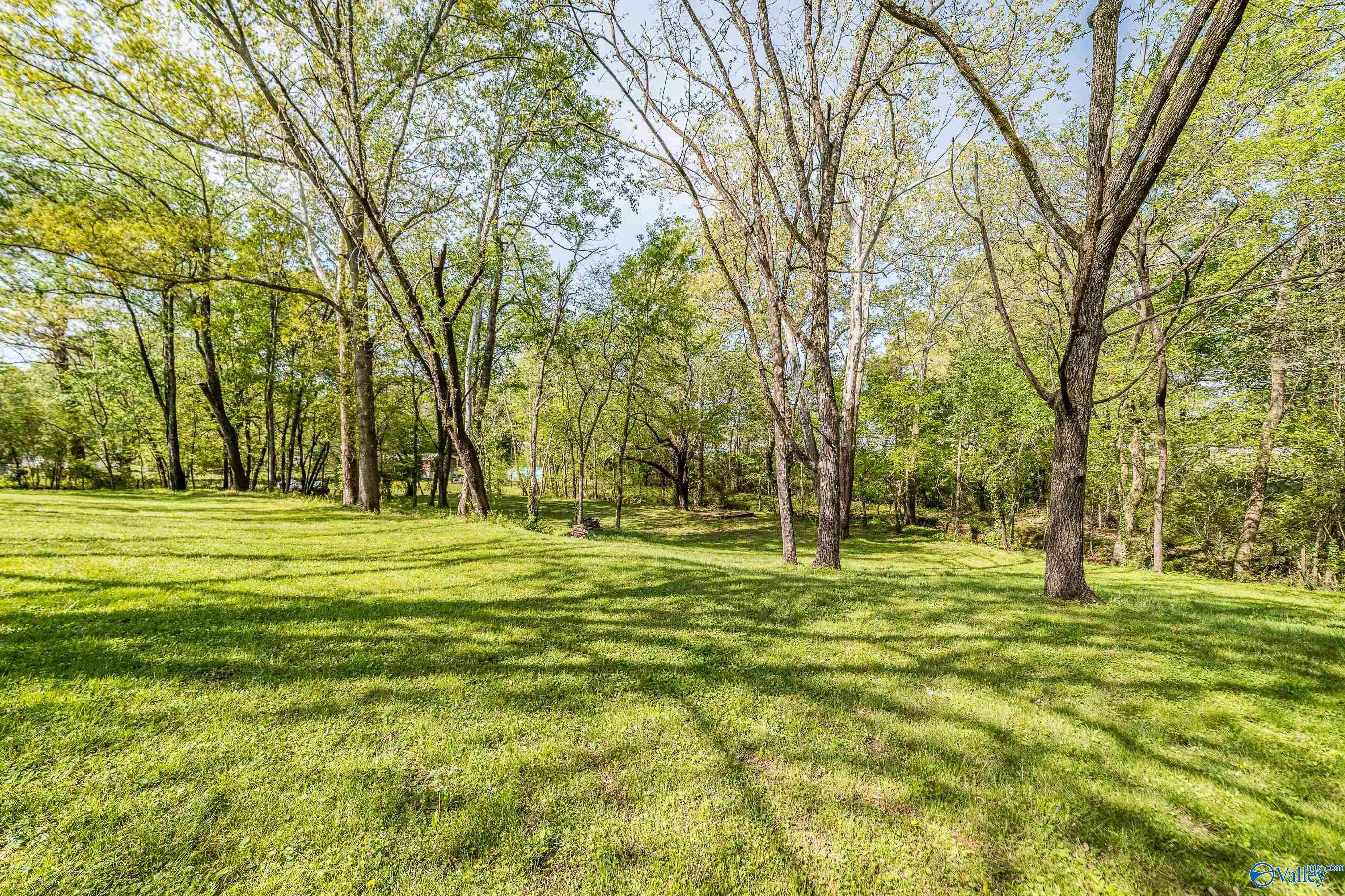 7175 Moores Mill Road NE