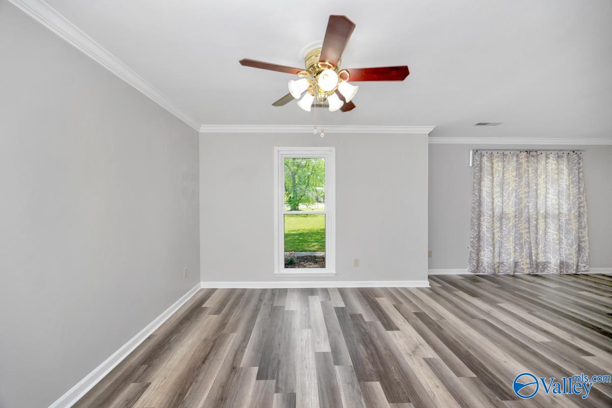 105 Lynbrook Blvd