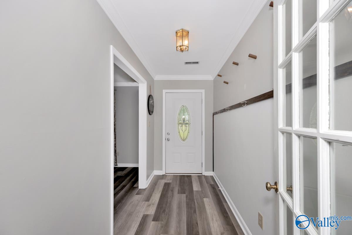 105 Lynbrook Blvd