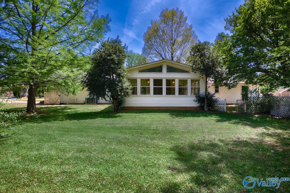105 Lynbrook Blvd
