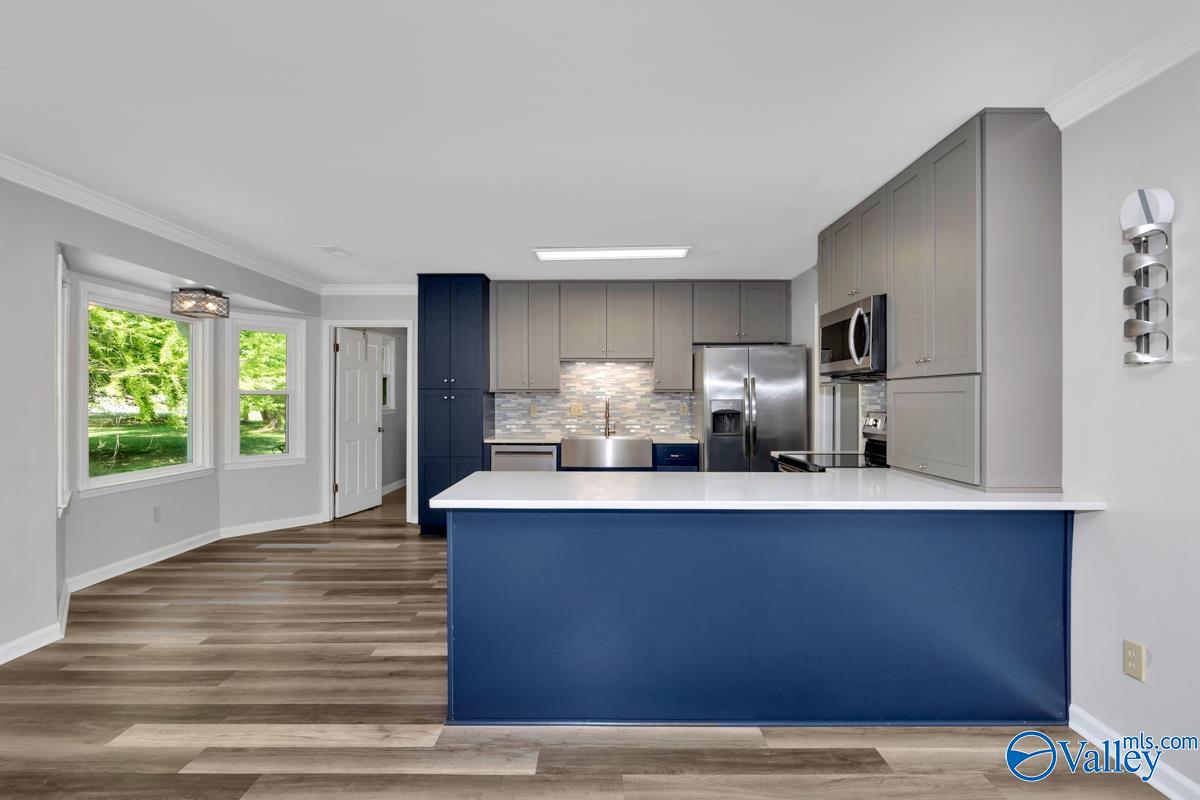 105 Lynbrook Blvd