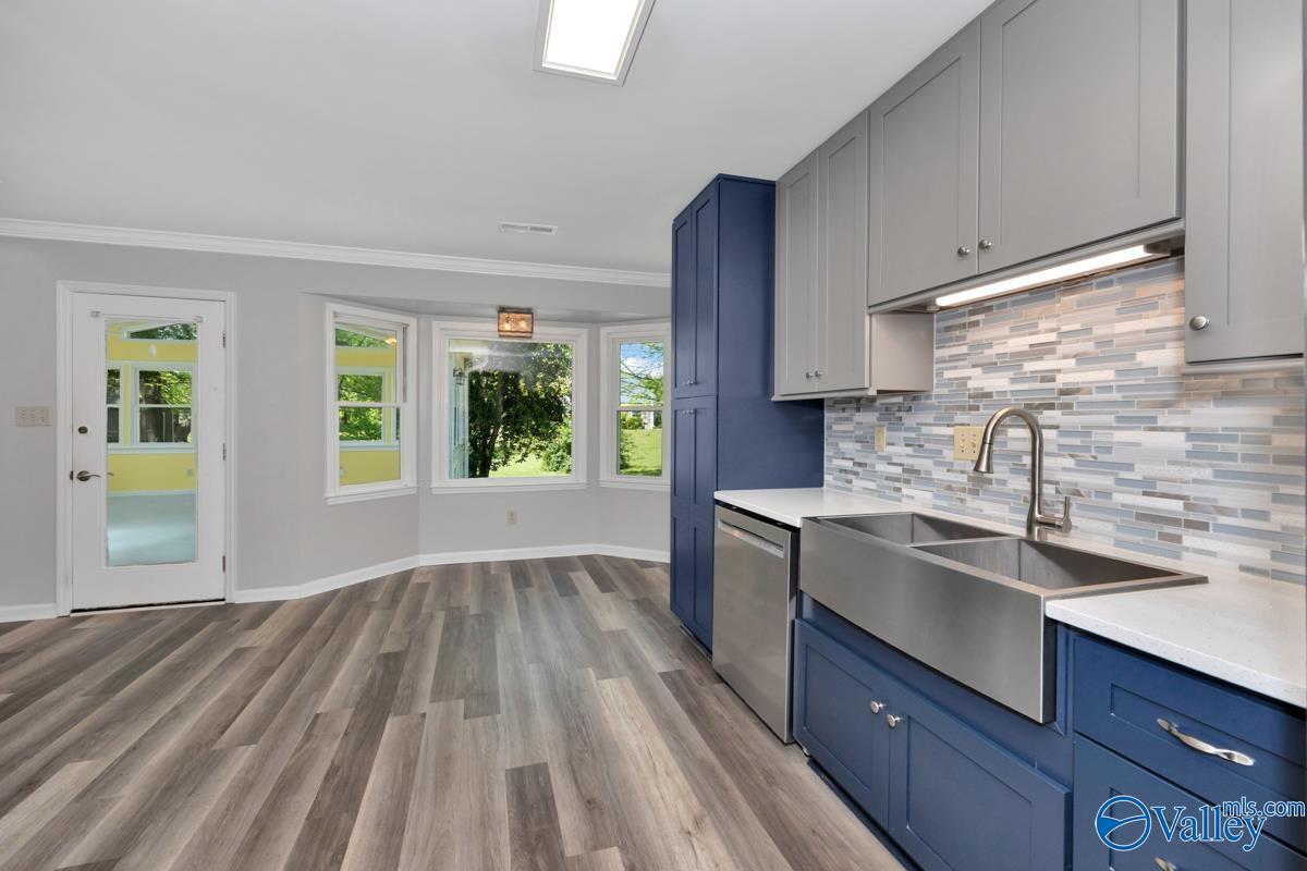 105 Lynbrook Blvd