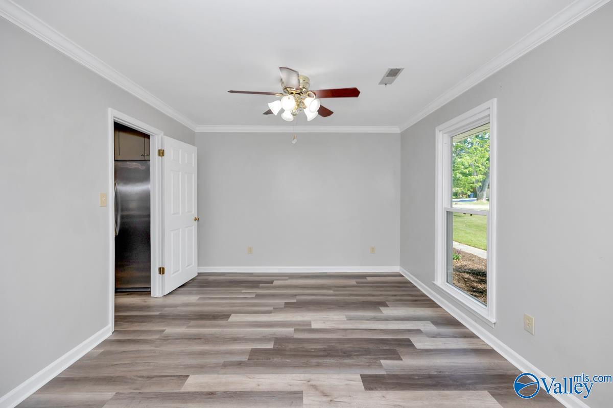105 Lynbrook Blvd