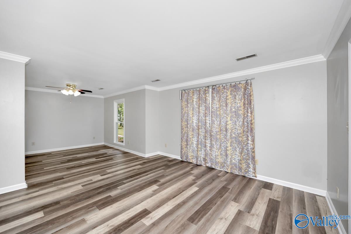 105 Lynbrook Blvd