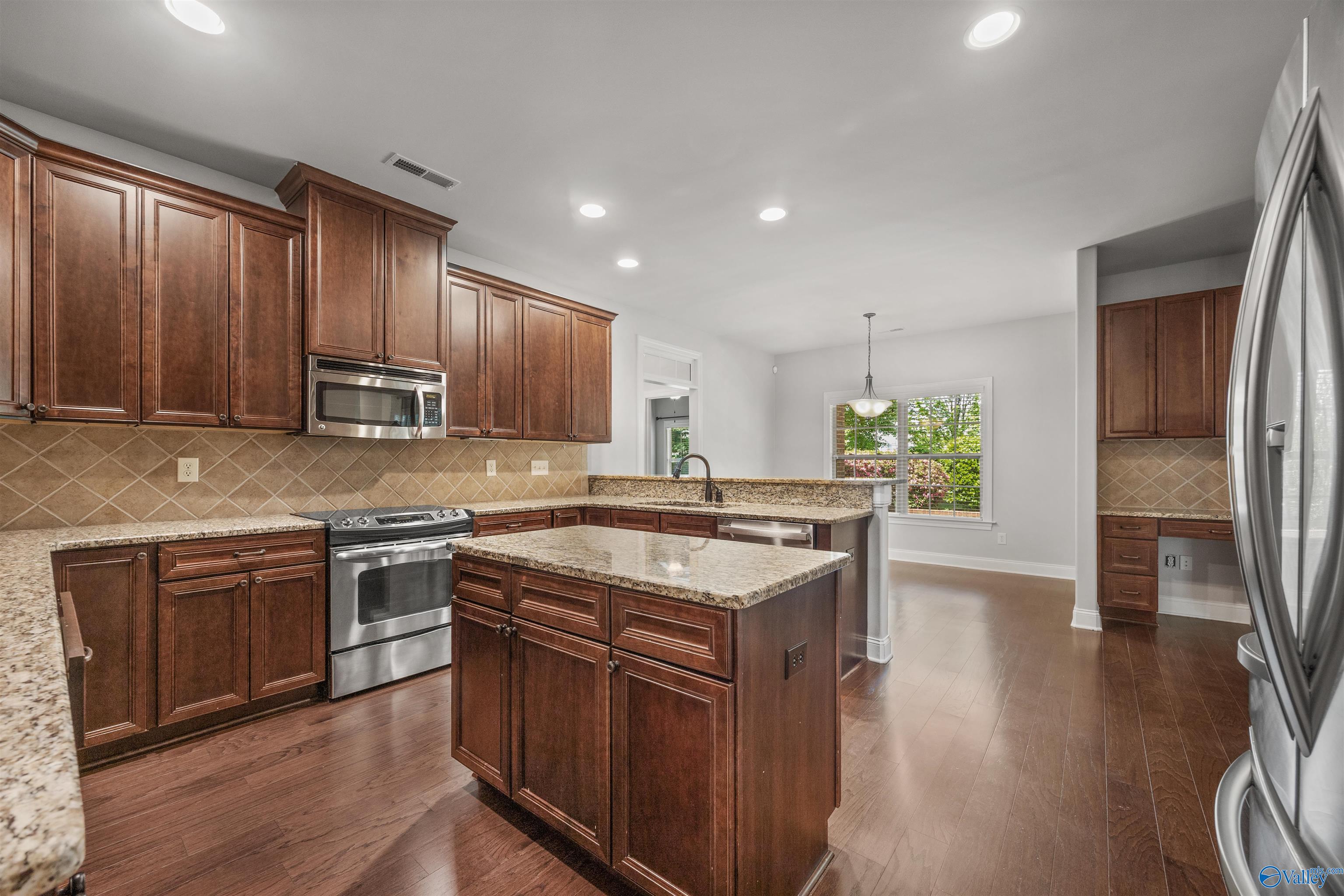 102 Woodmere Court